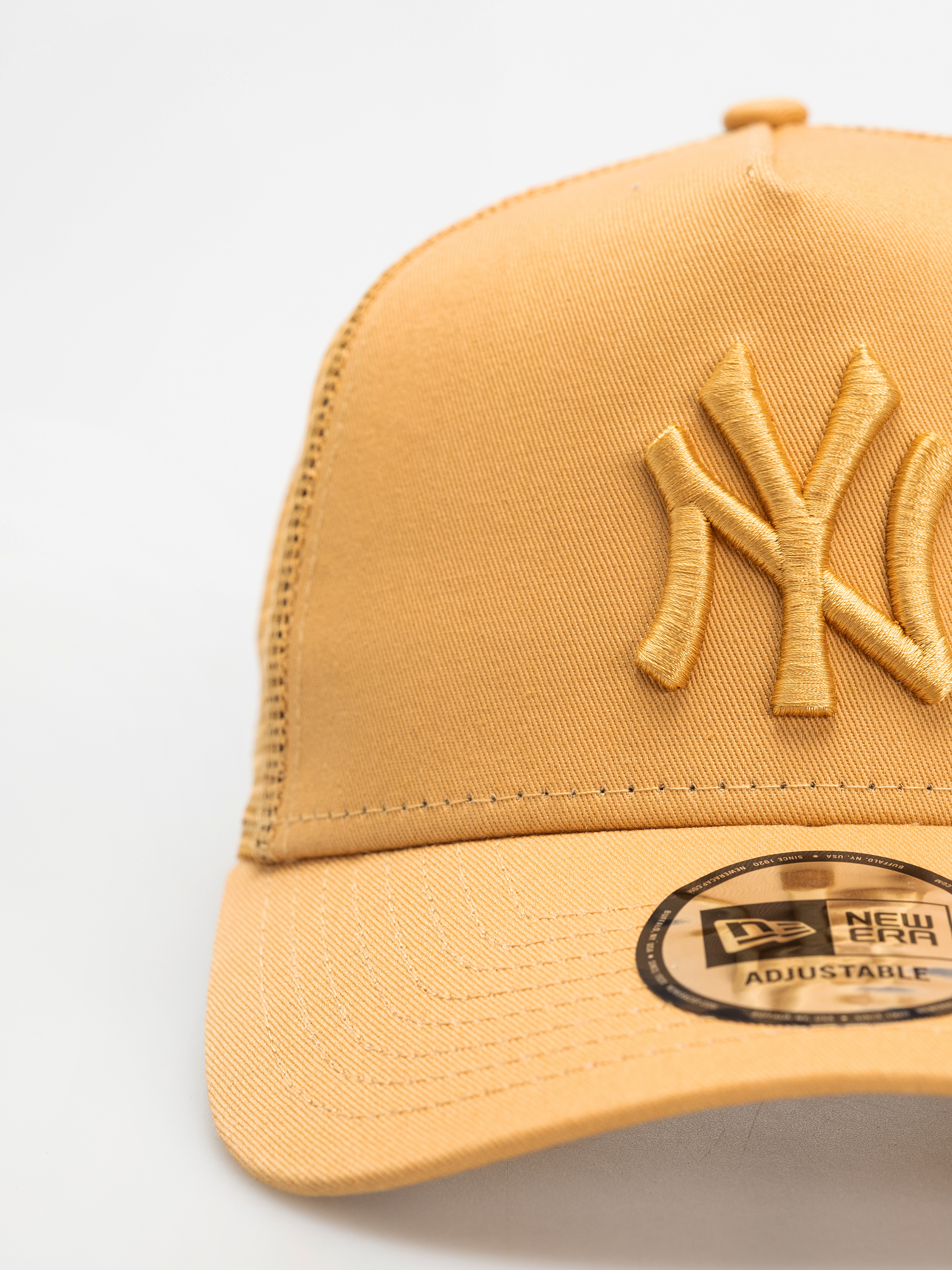 Kšiltovka  New Era League Essential Trucker New York Yankees (yellow)