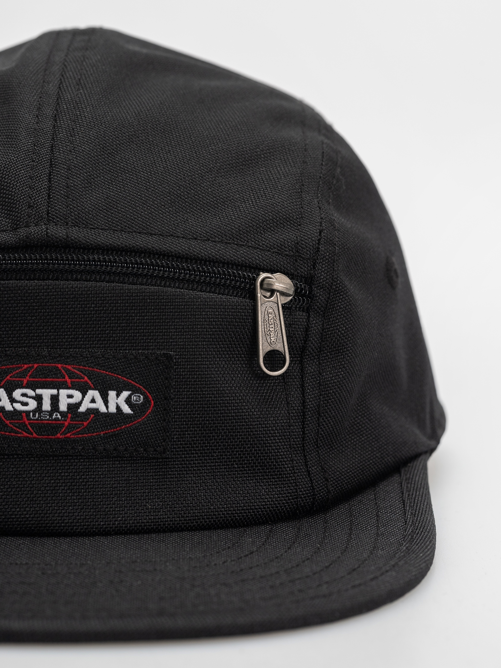 Kšiltovka  Eastpak 5 Panel (black)