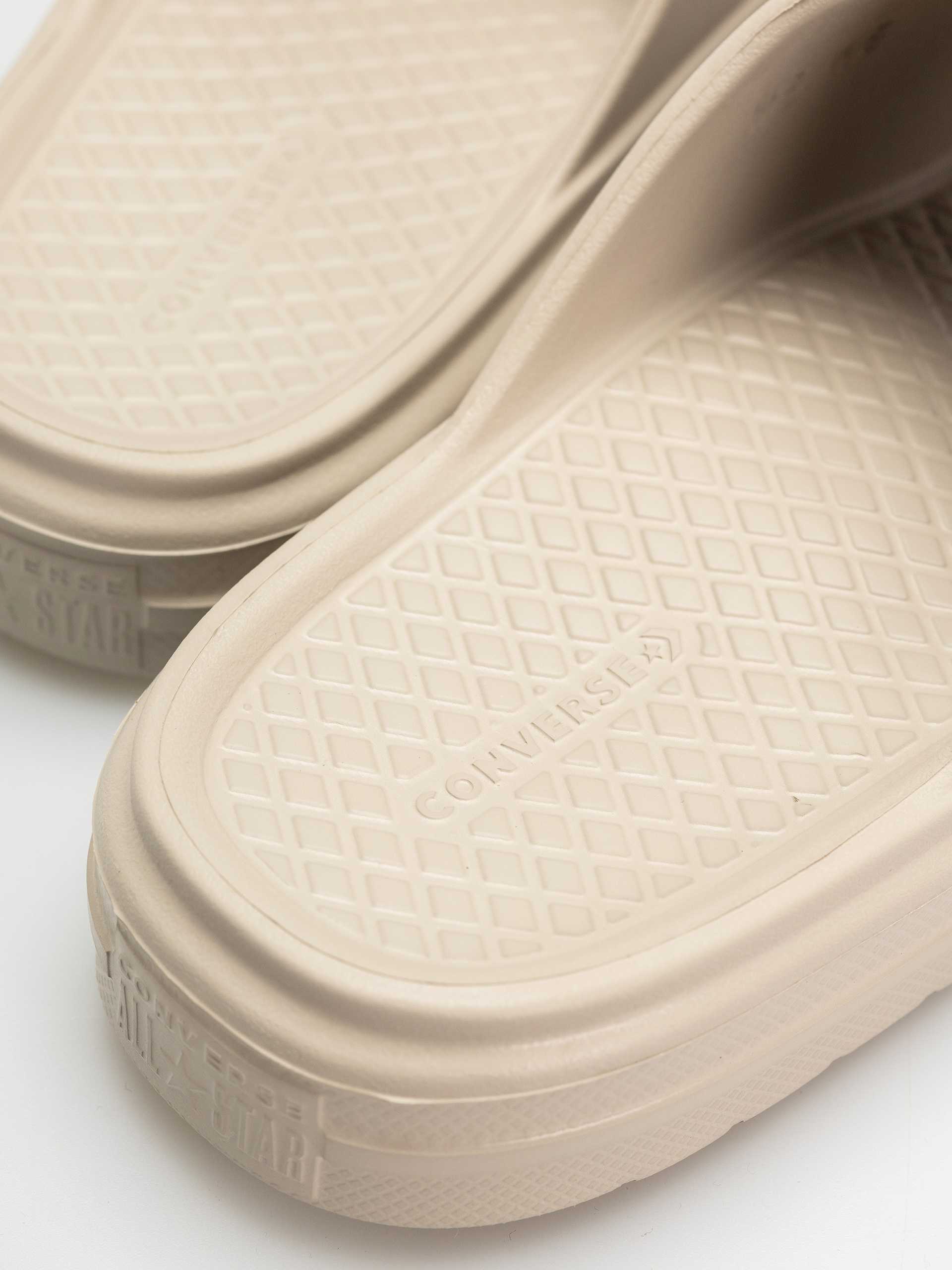 Plážovky Converse Essential (papyrus/papyrus/papyrus)