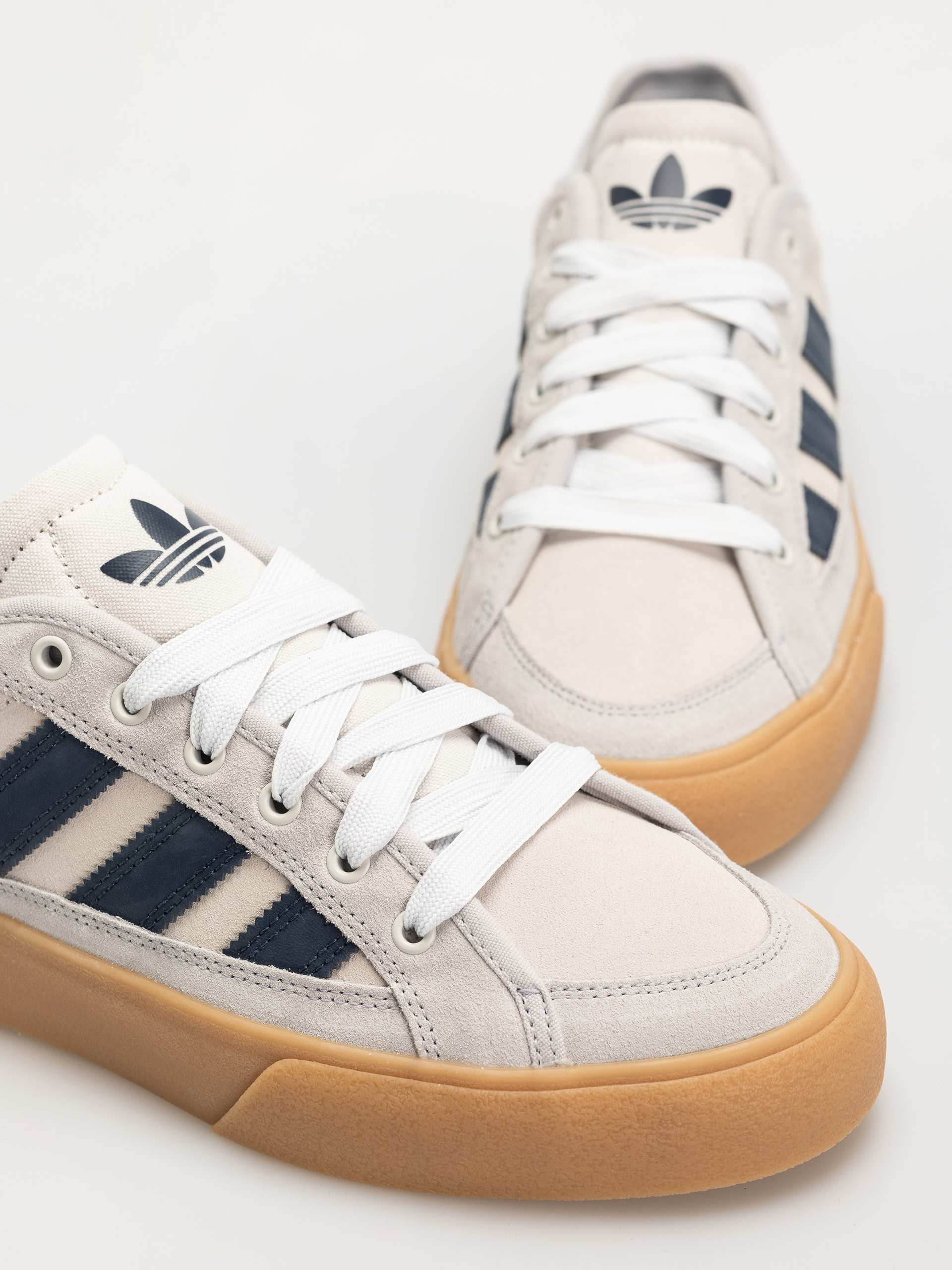 Boty adidas Court Tns Premiere (gretwo/conavy/gum3)