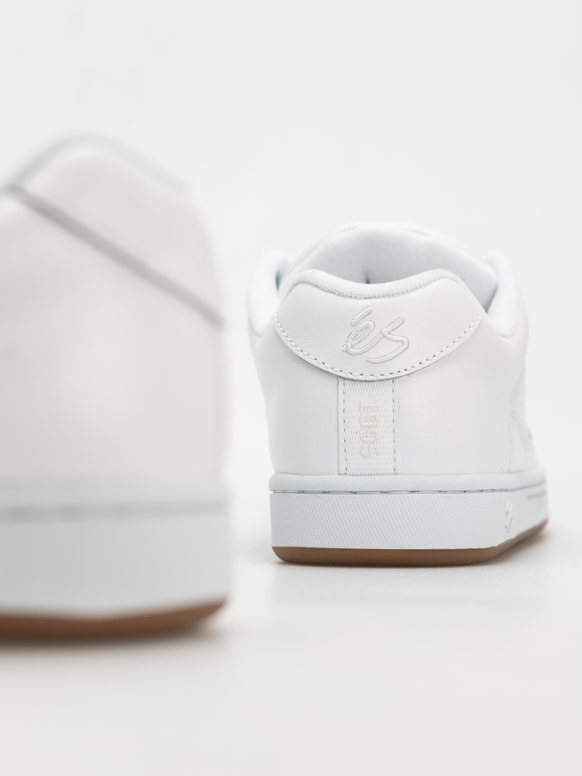 Boty eS Accel (white)