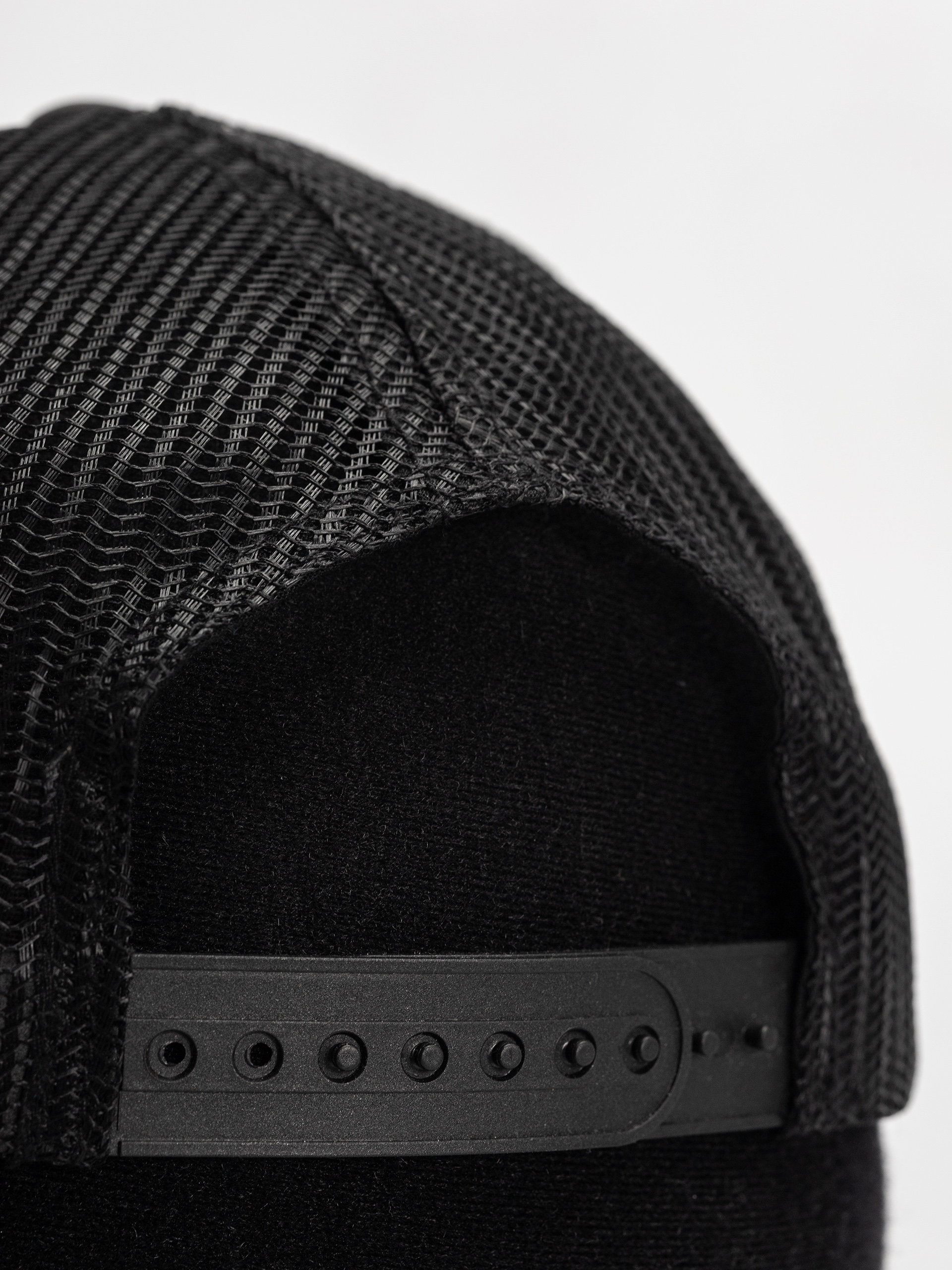 Kšiltovka  RipNDip Insano Trucker (black)