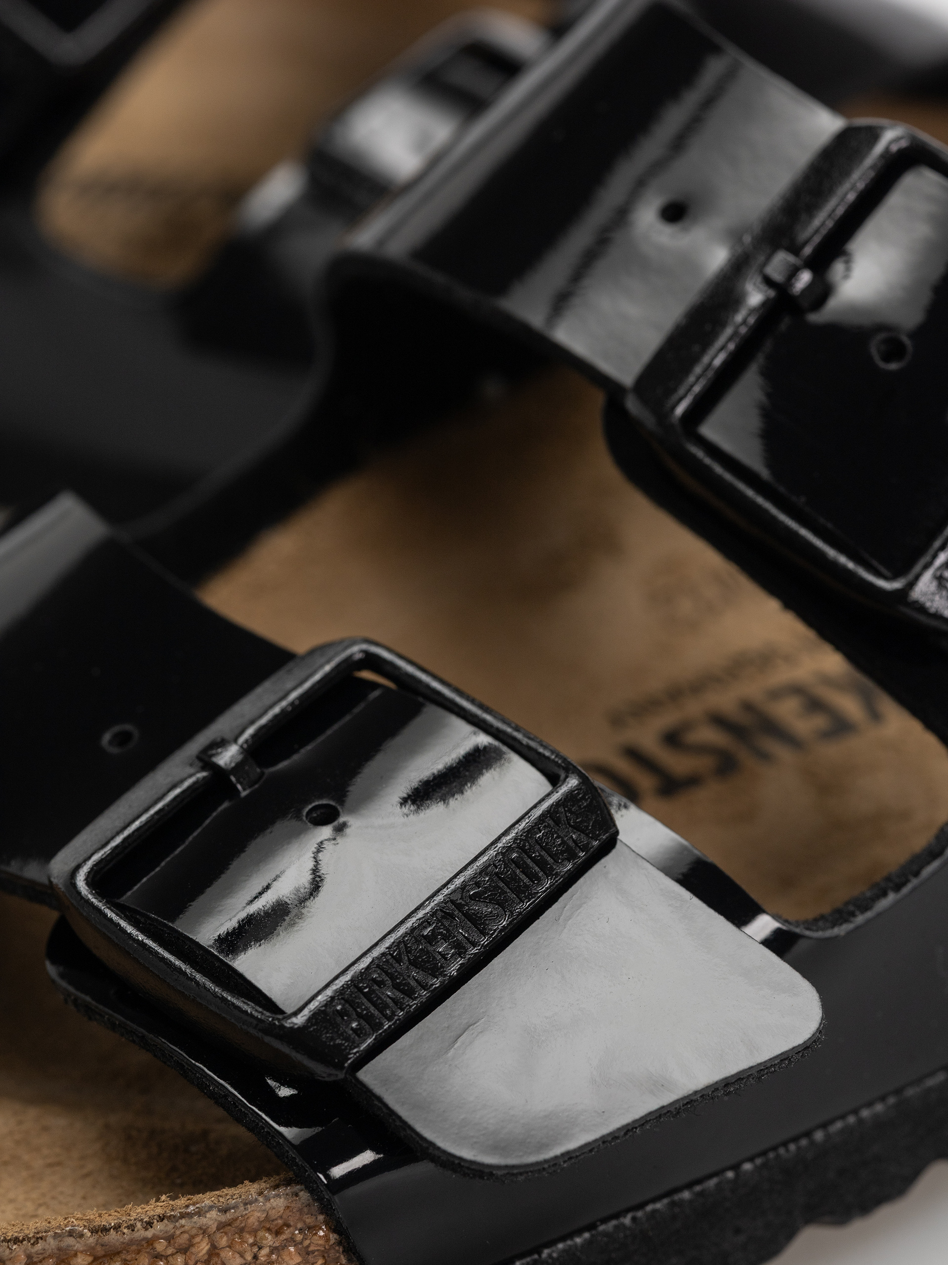 Plážovky Birkenstock Arizona Narrow Wmn (patent black)