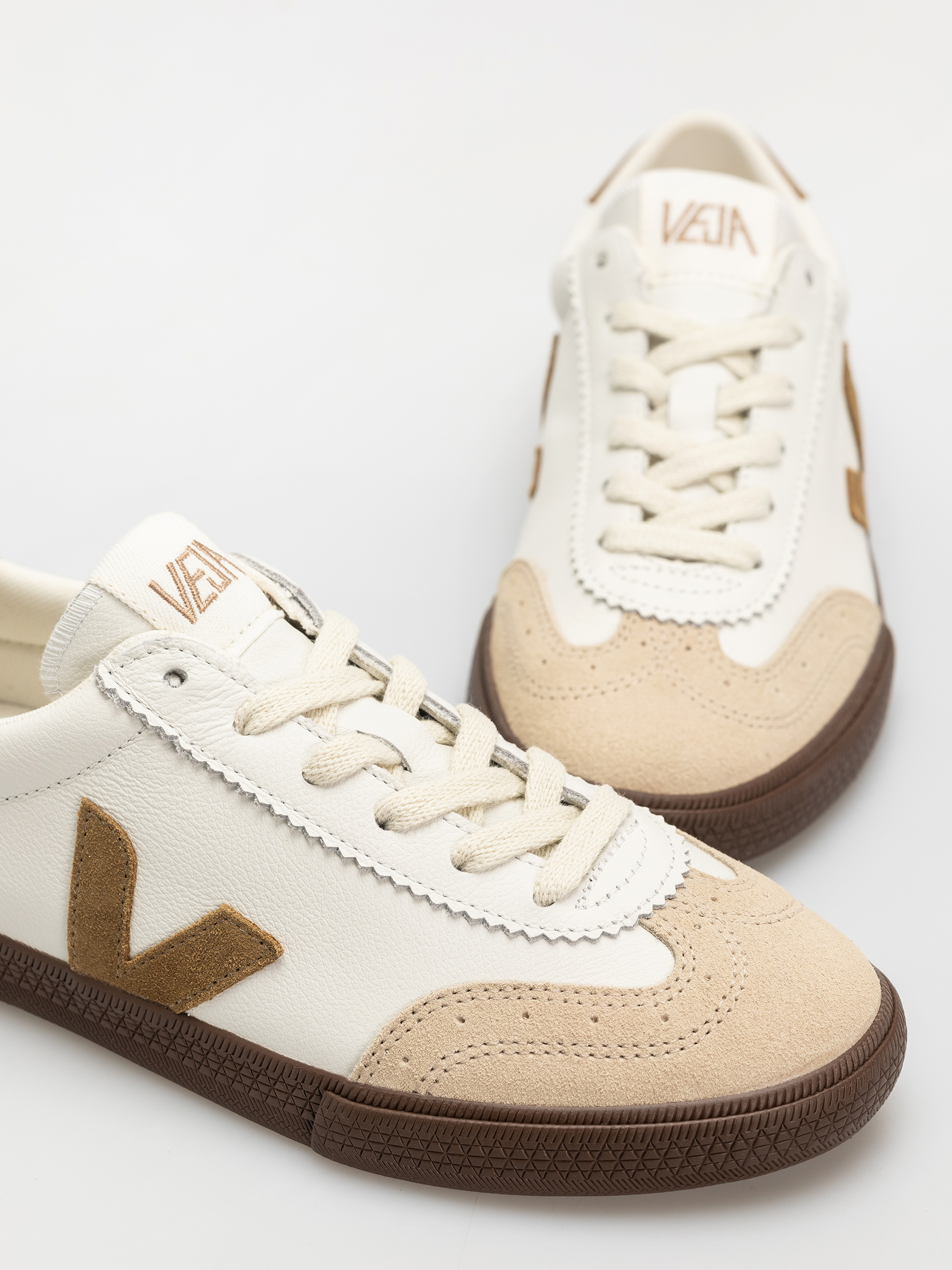 Boty Veja Volley Wmn (white tent bark)