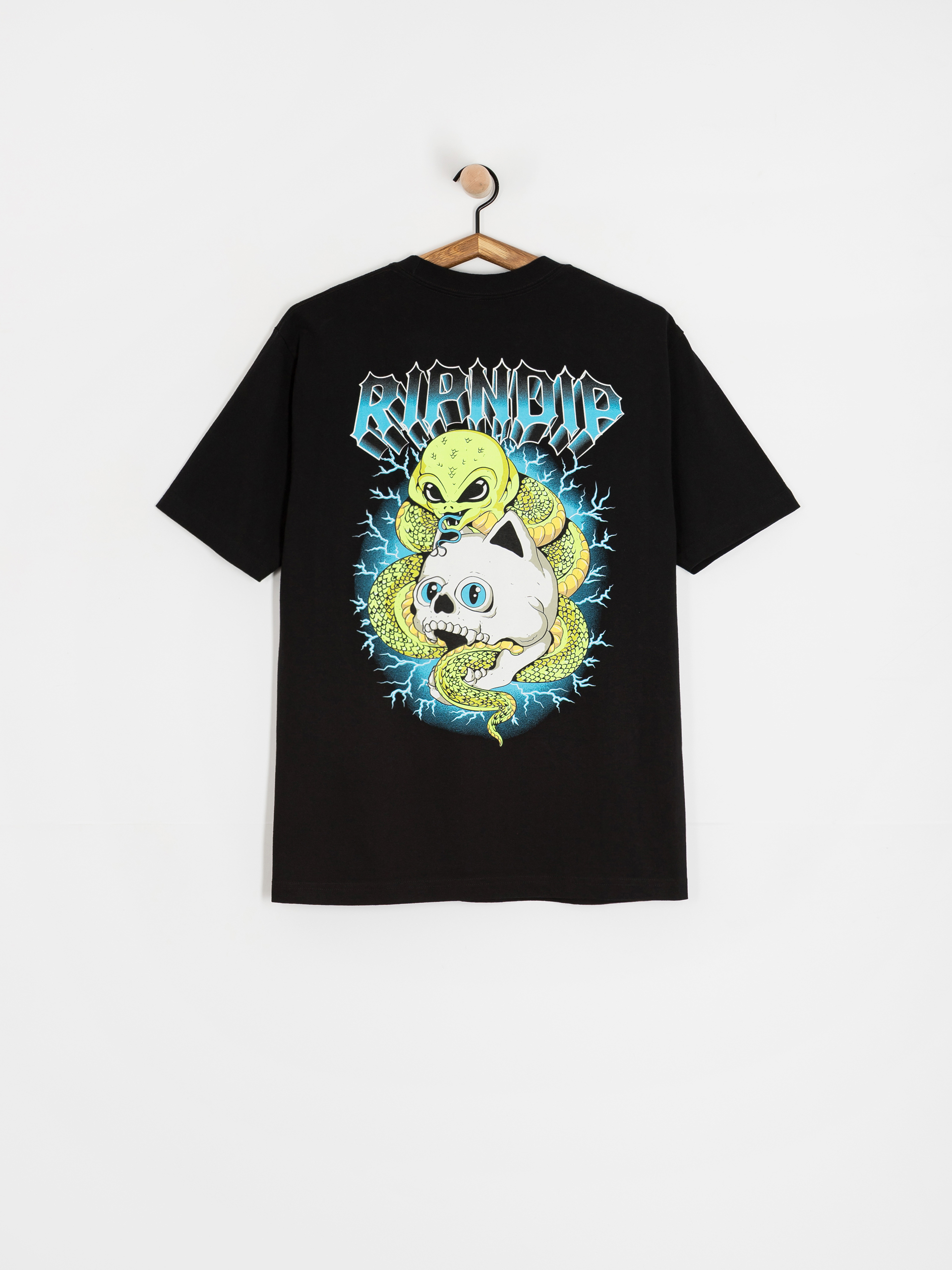 Tričko RipNDip Skull And Bones (black)