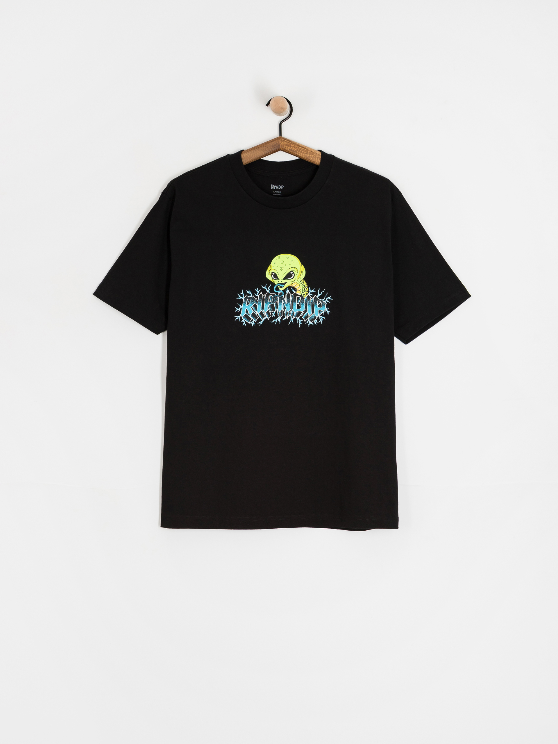 Tričko RipNDip Skull And Bones (black)