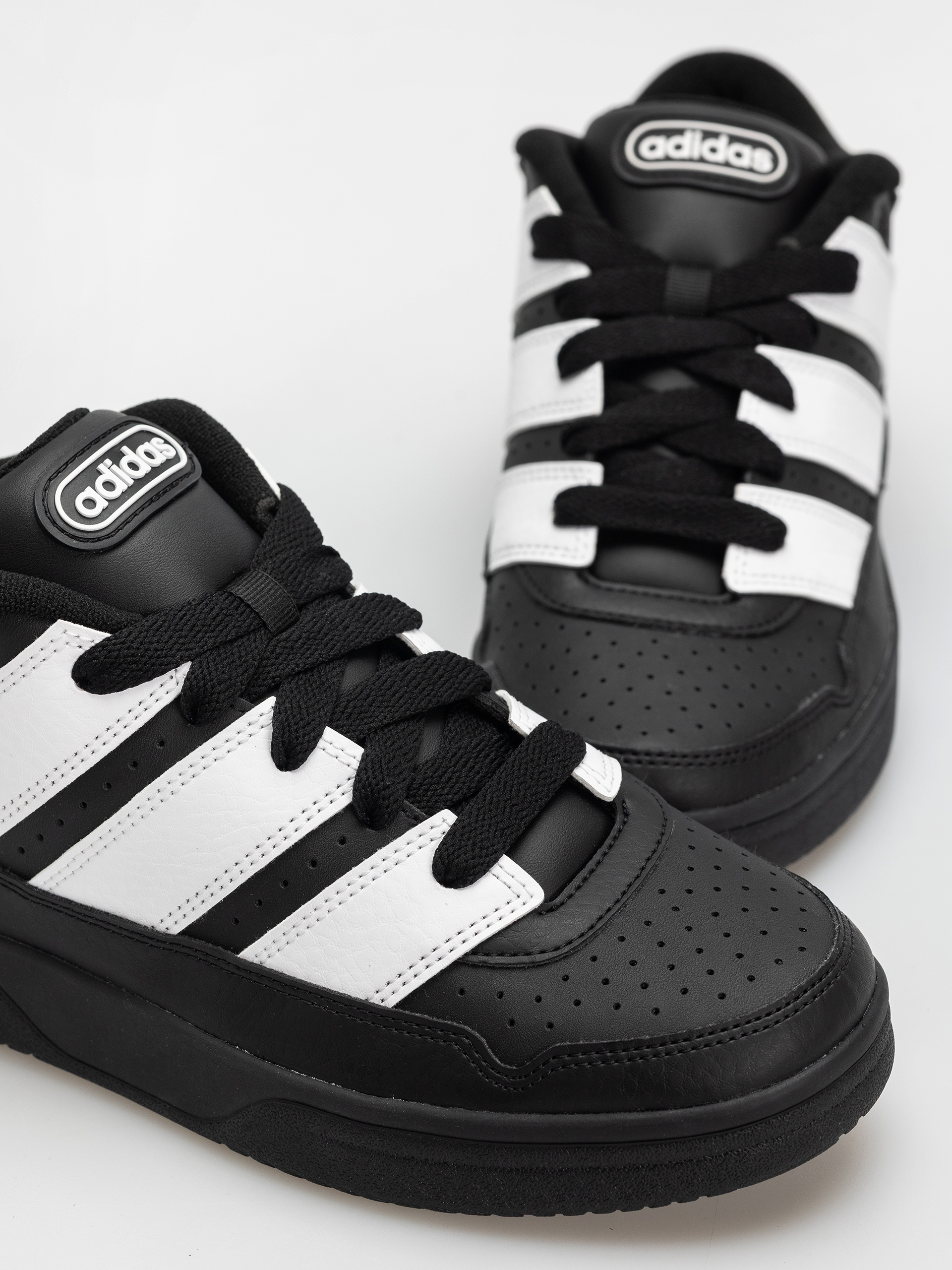 Boty adidas Break Start 2000 (cblack/ftwwht/cblack)