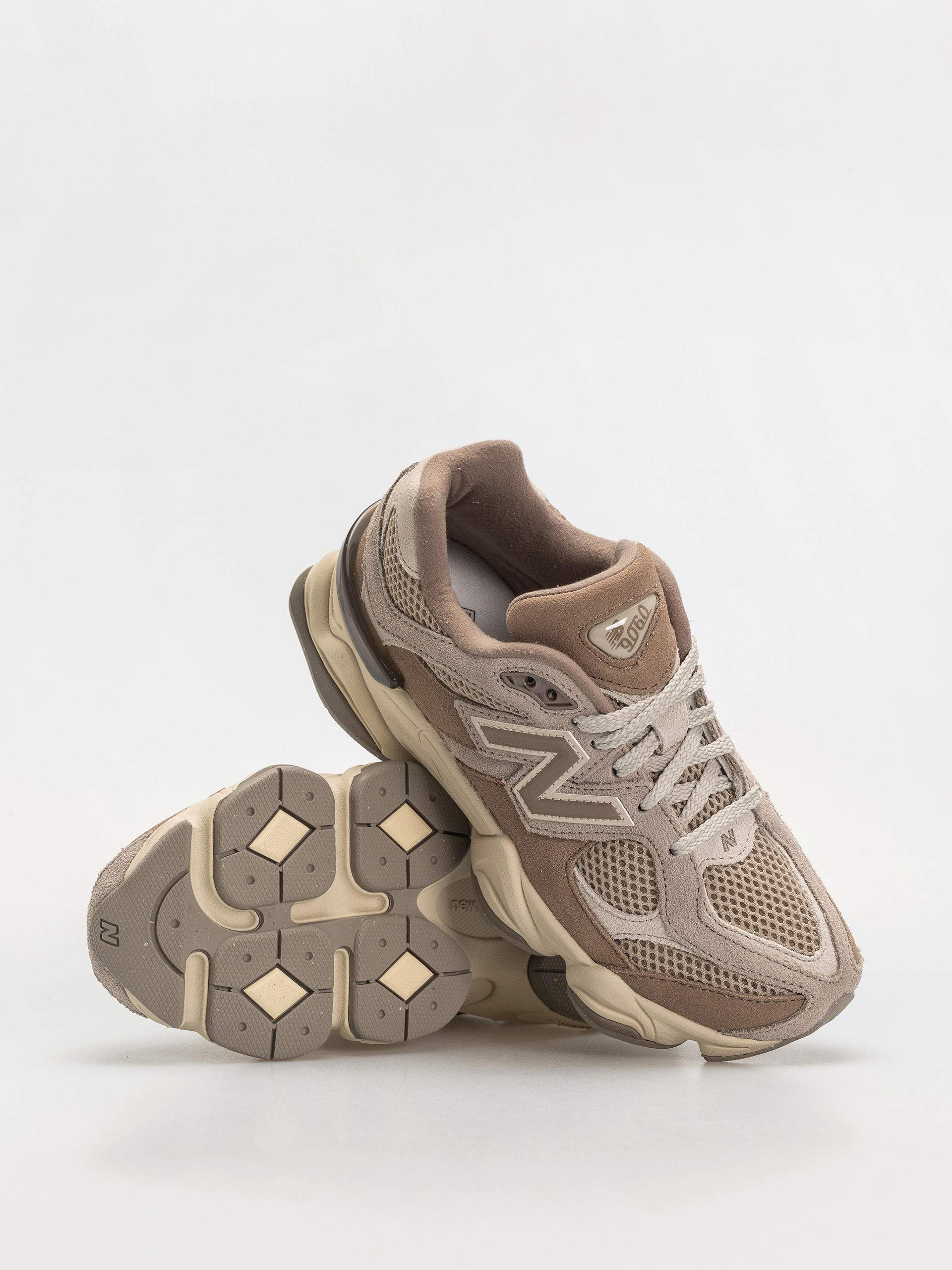 Boty New Balance 9060 JR (mushroom)