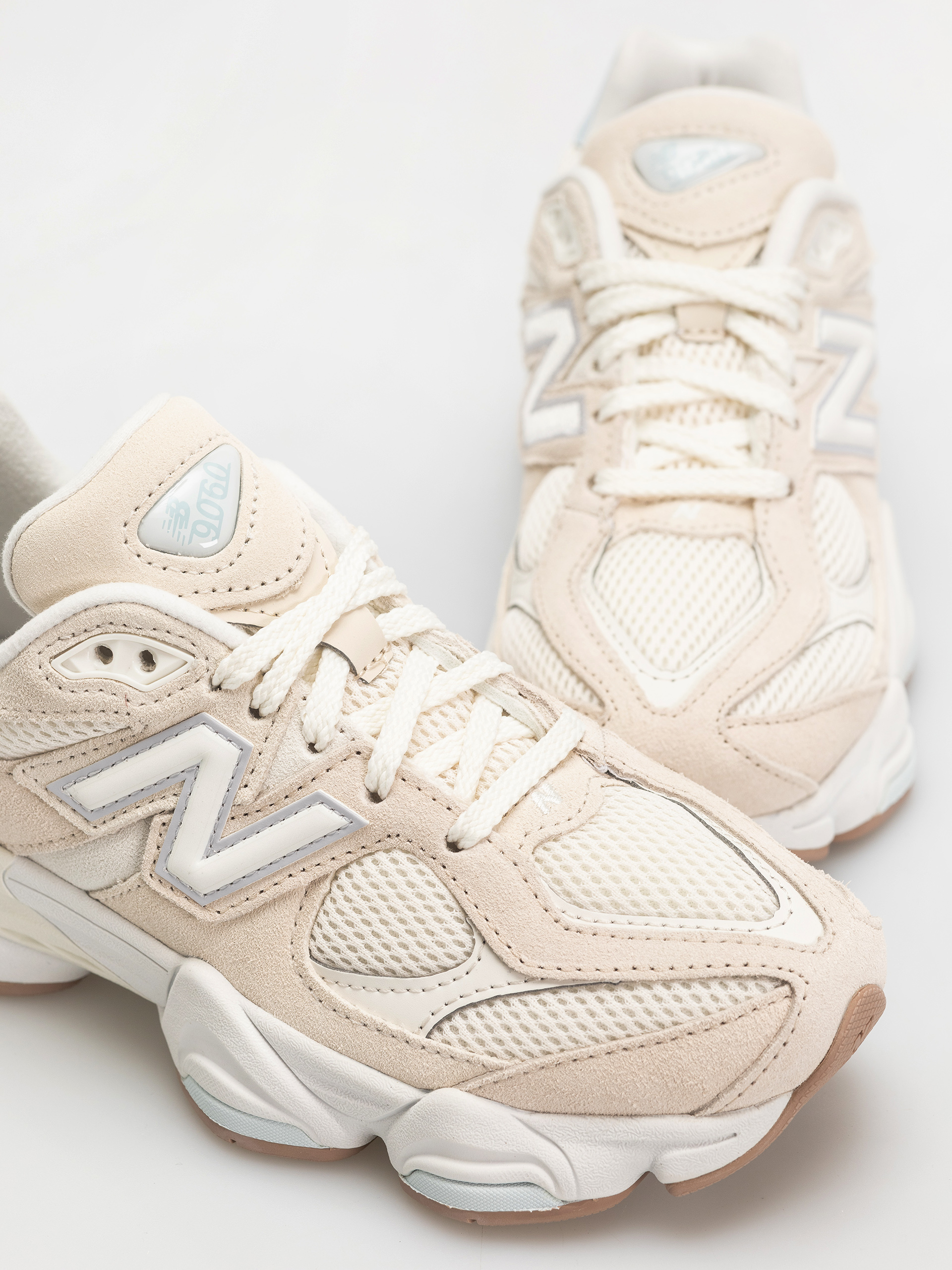 Boty New Balance 9060 JR (sea salt)