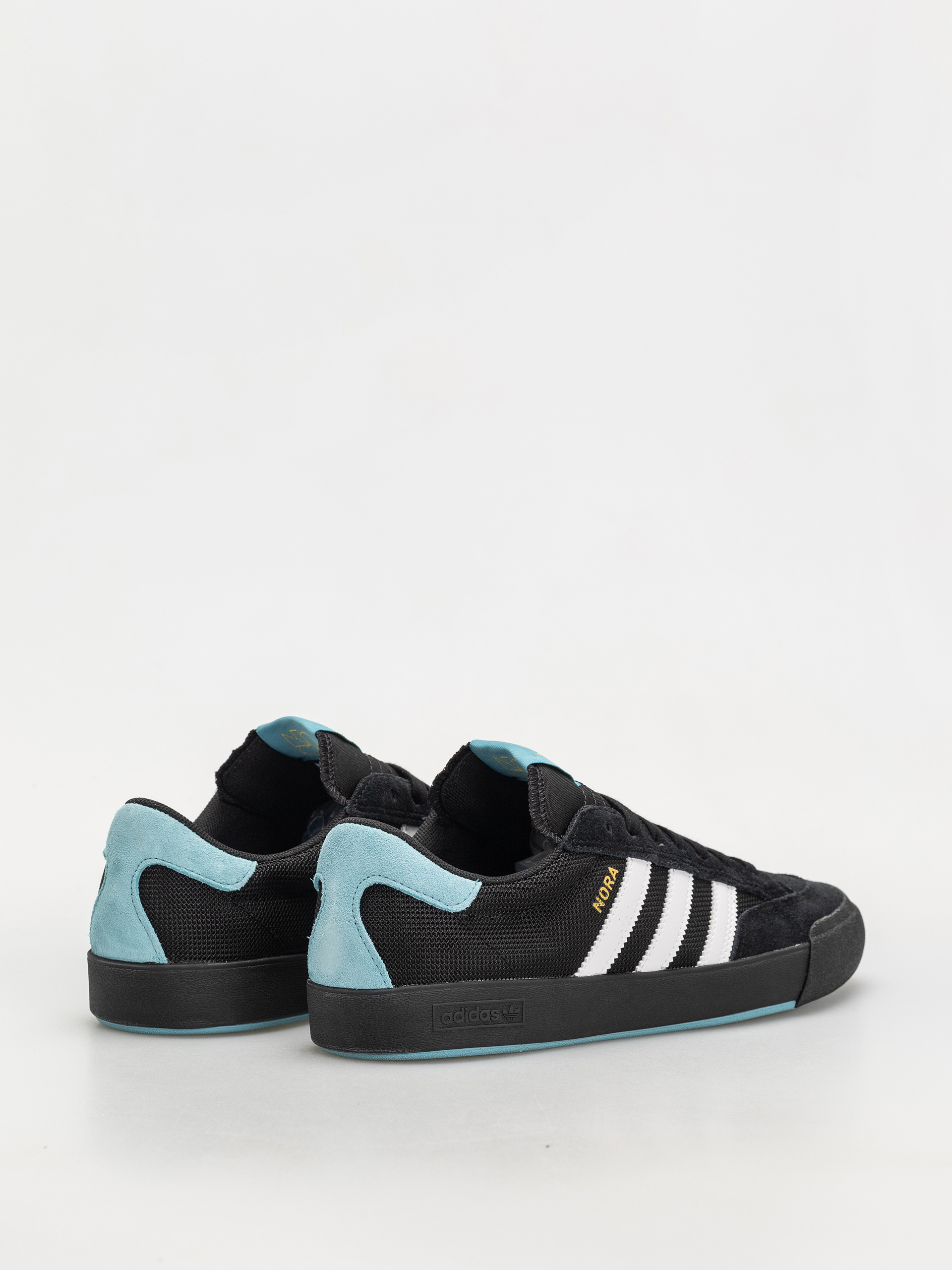 Boty adidas Nora (cblack/ftwwht/goldmt)