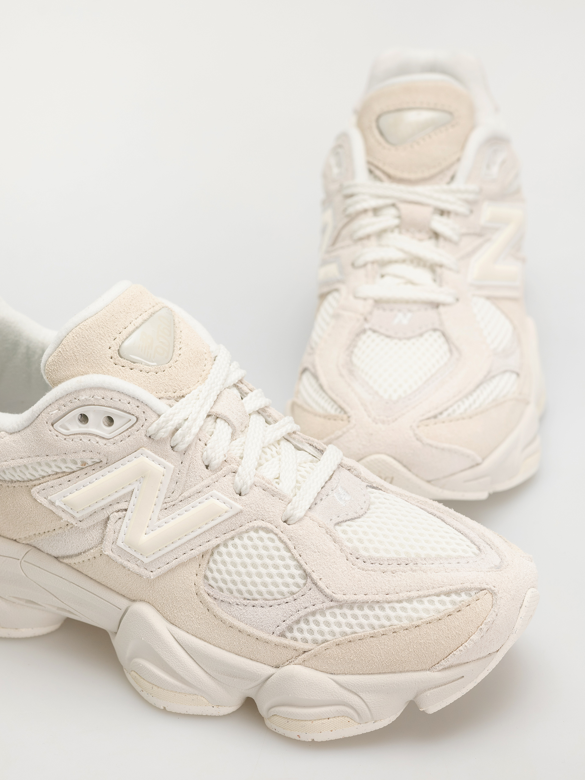 Boty New Balance 9060 JR (angora)
