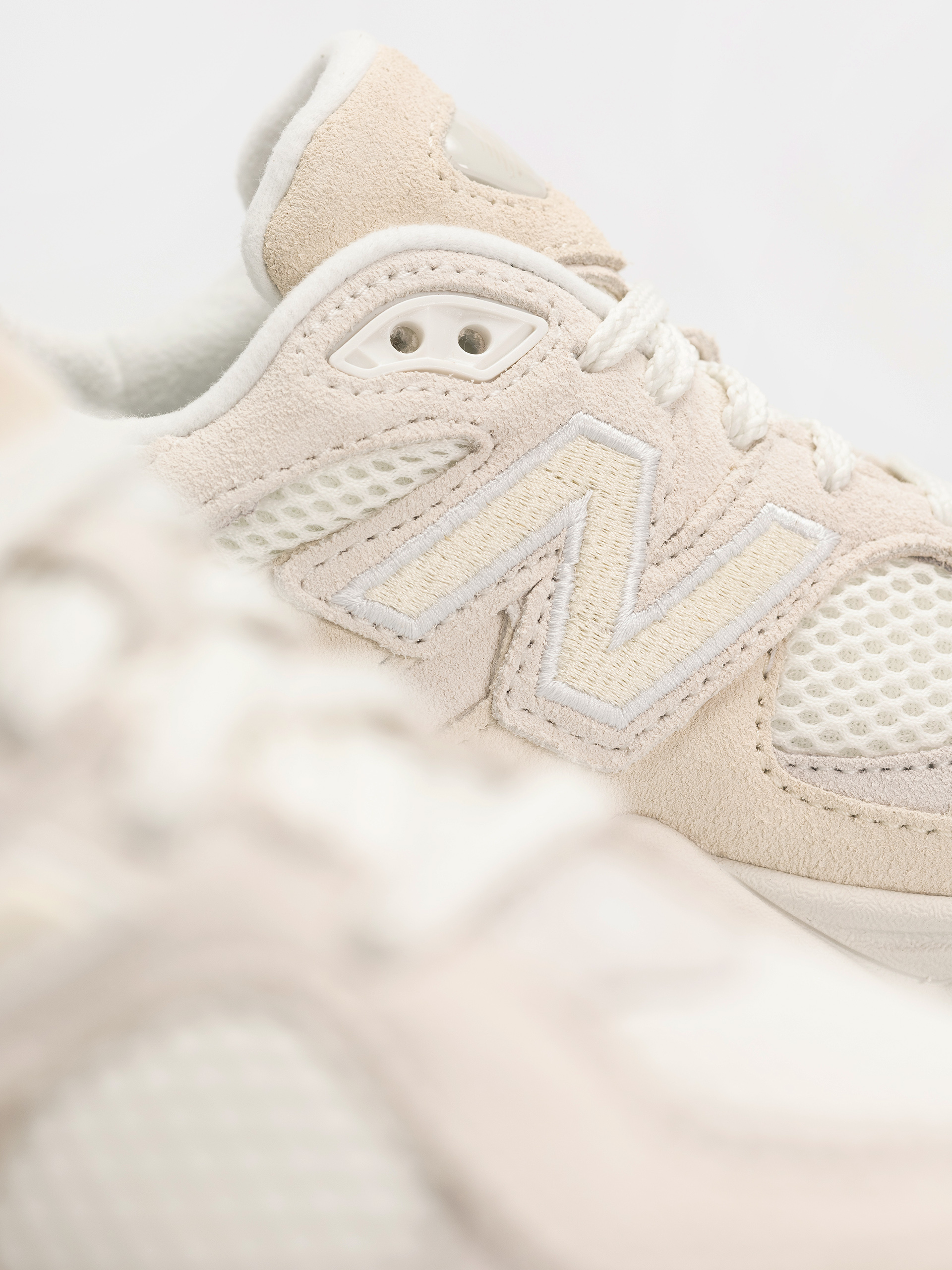 Boty New Balance 9060 JR (angora)