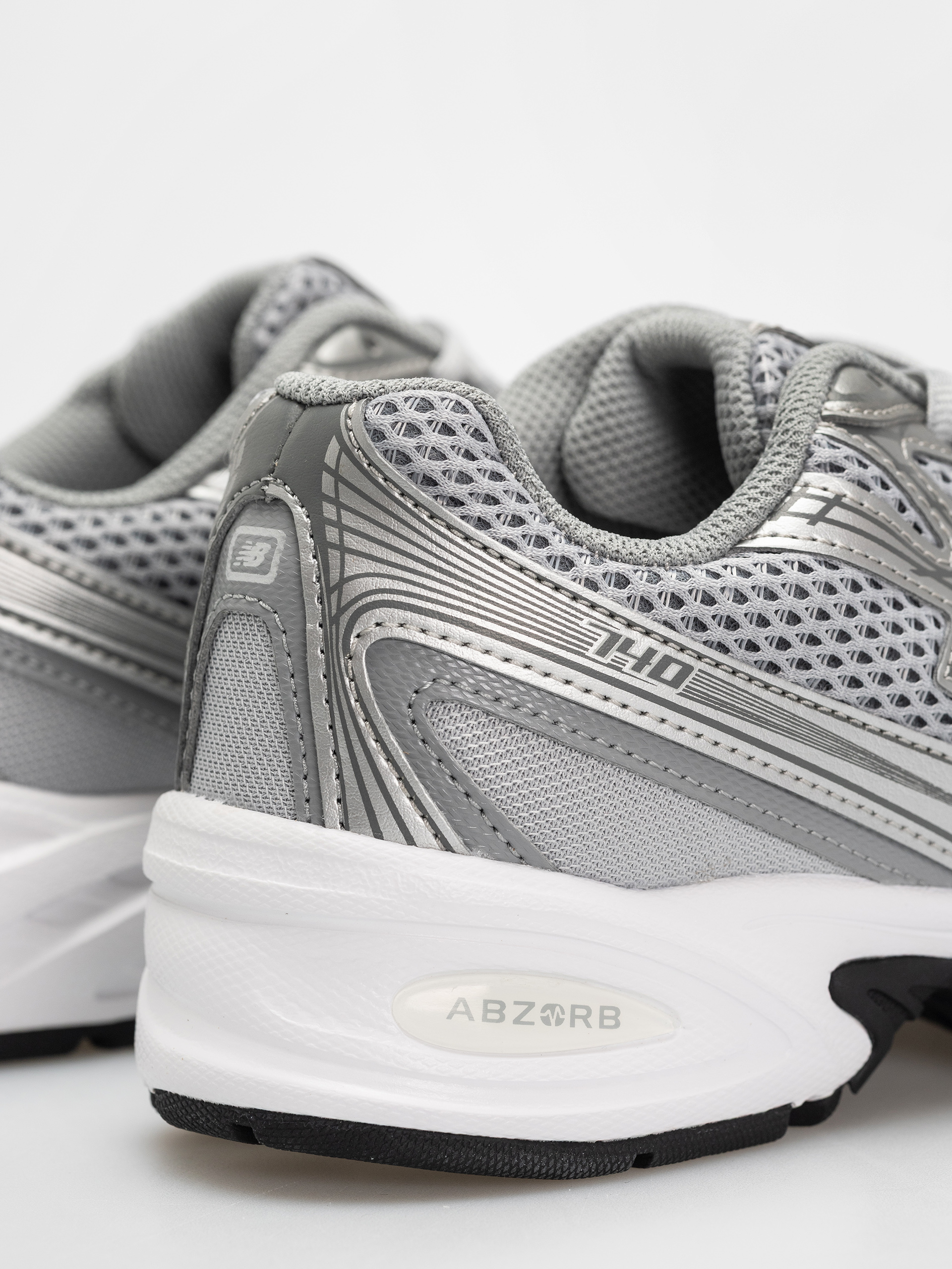 Boty New Balance 740 JR (raincloud)