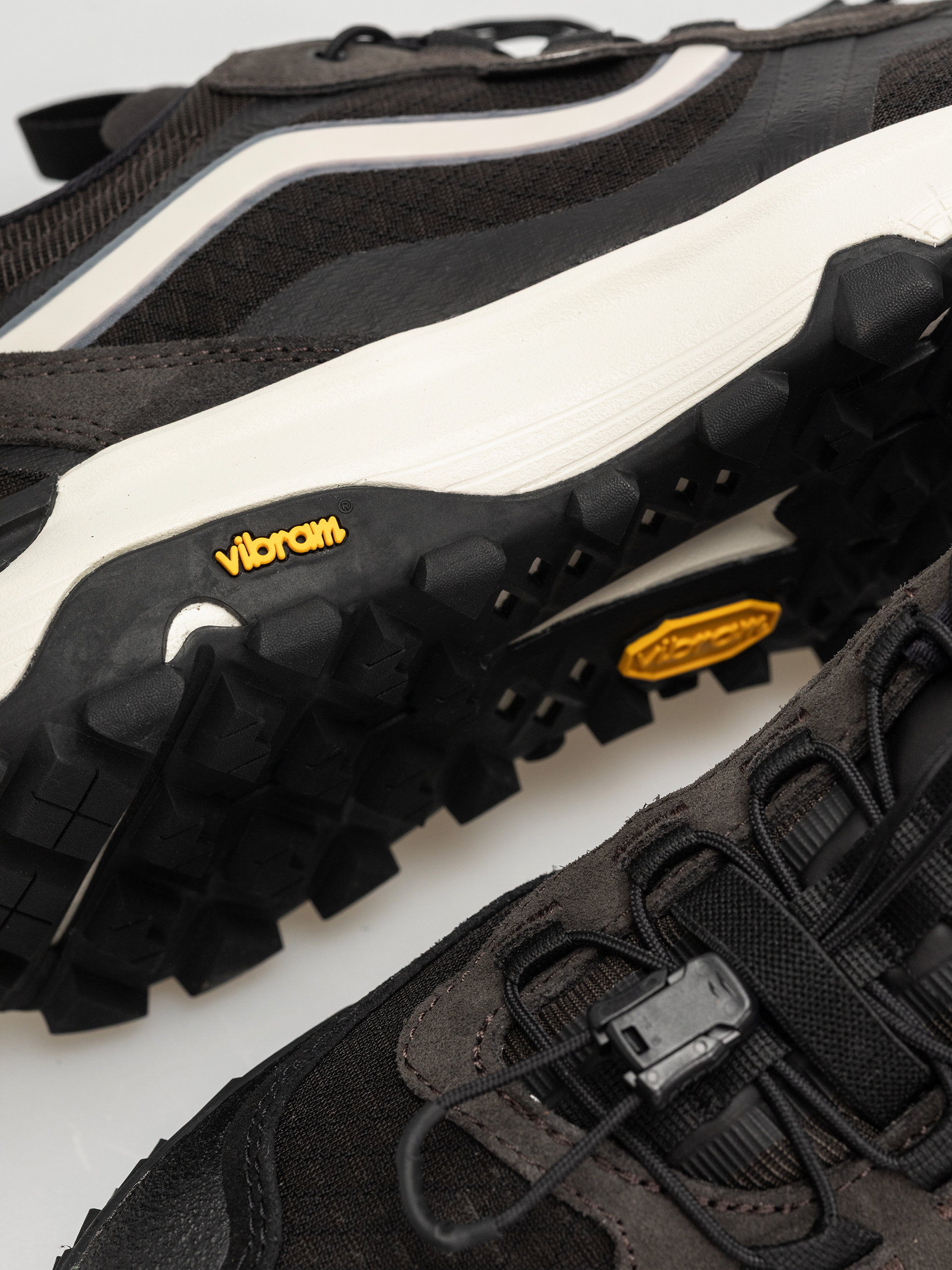 Boty Vans Mte Crosspath Xc (washed black)