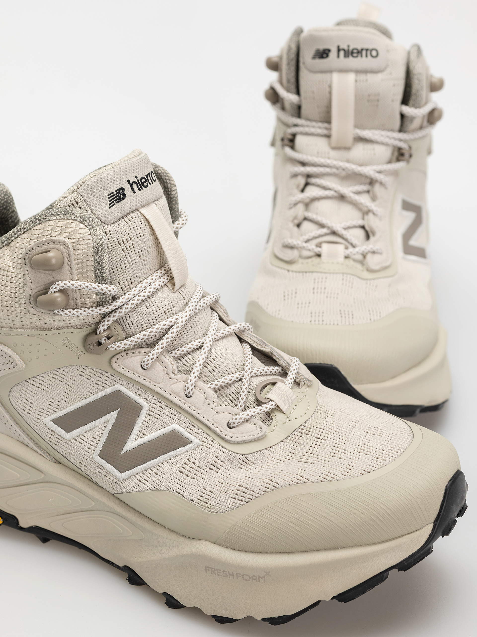 Boty New Balance Fresh Foam X Hierro V9 Hiker Gore-Tex (shipyard)