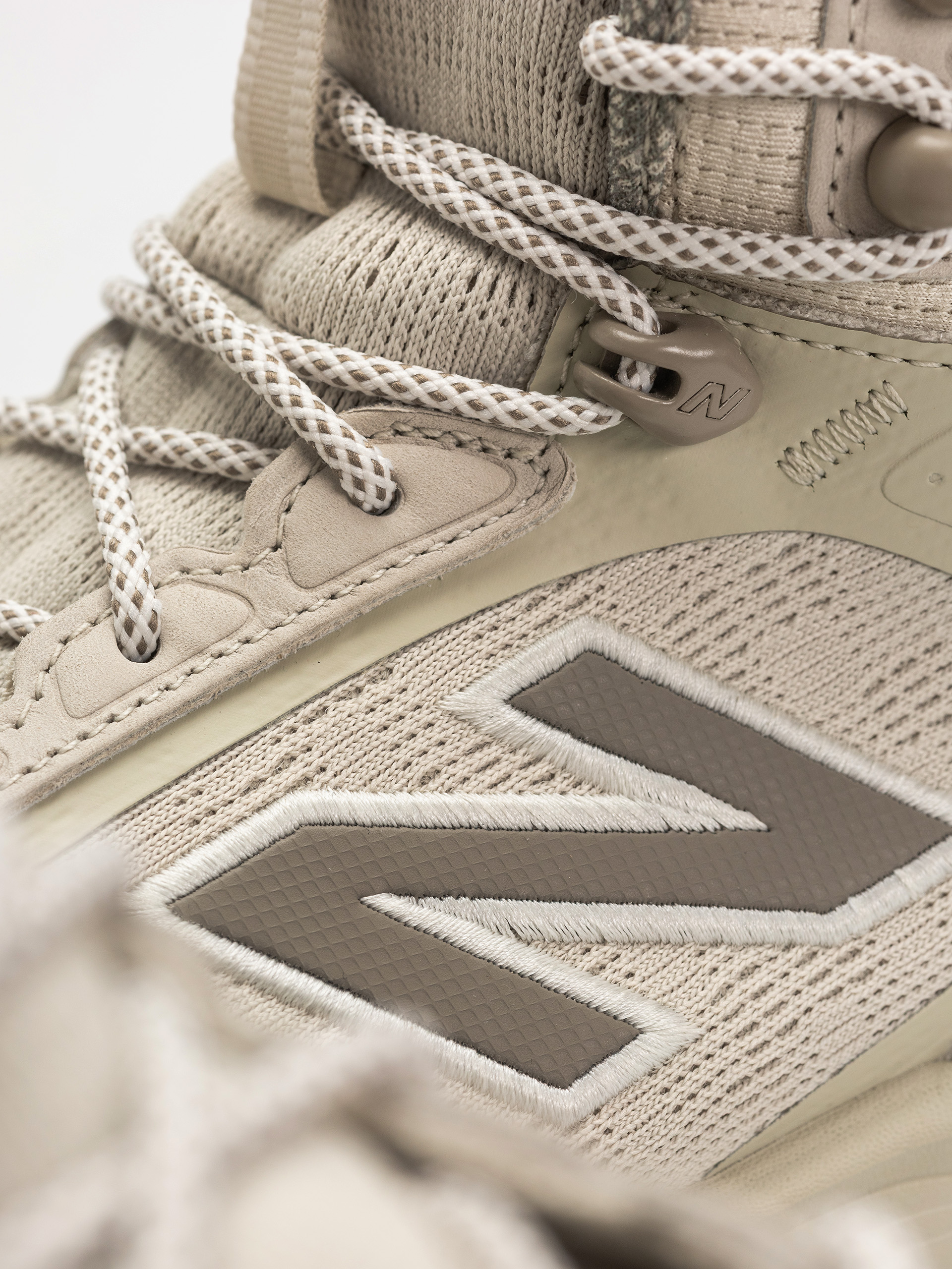 Boty New Balance Fresh Foam X Hierro V9 Hiker Gore-Tex (shipyard)