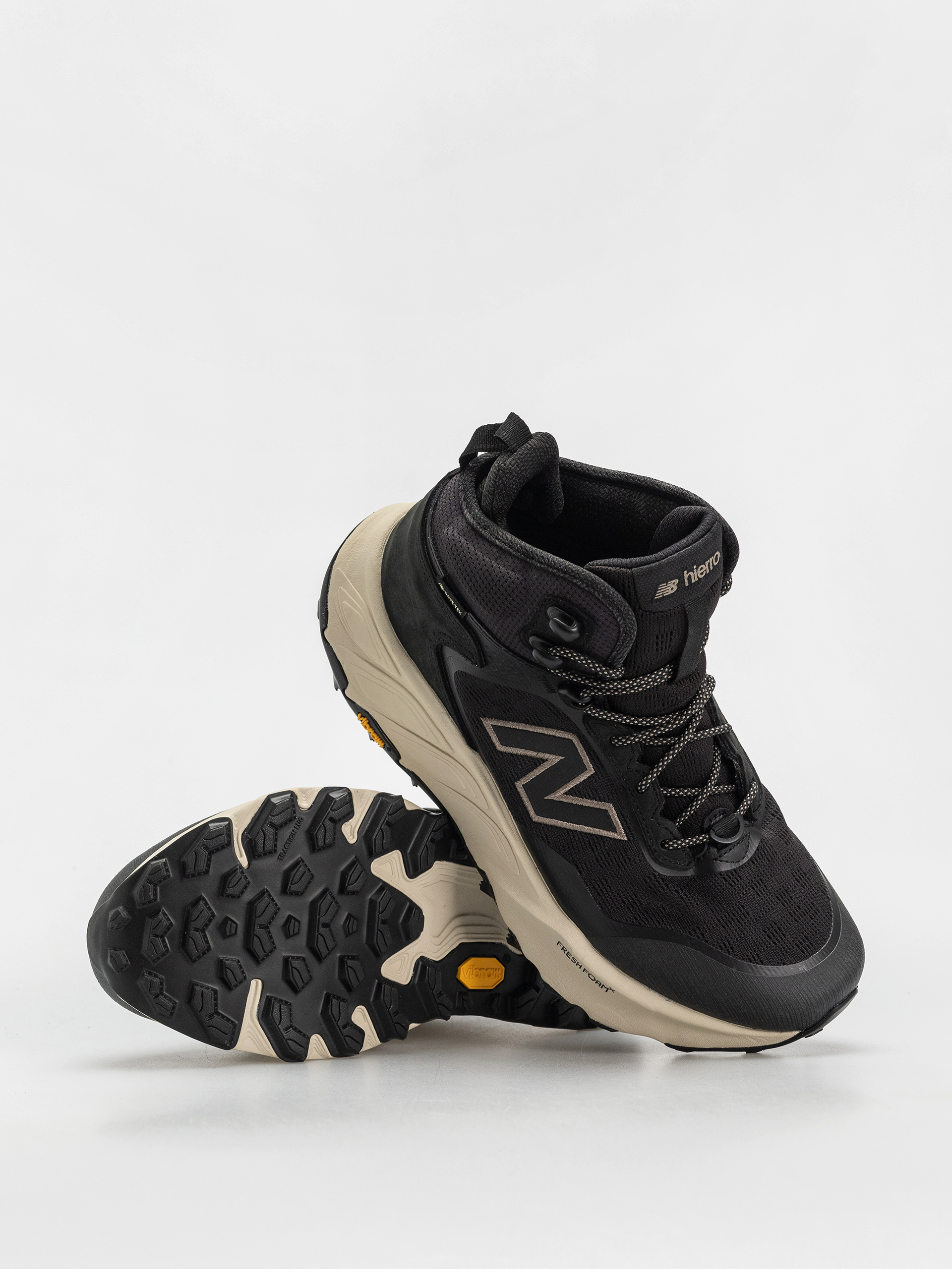 Boty New Balance Fresh Foam X Hierro V9 Hiker Gore-Tex (black)
