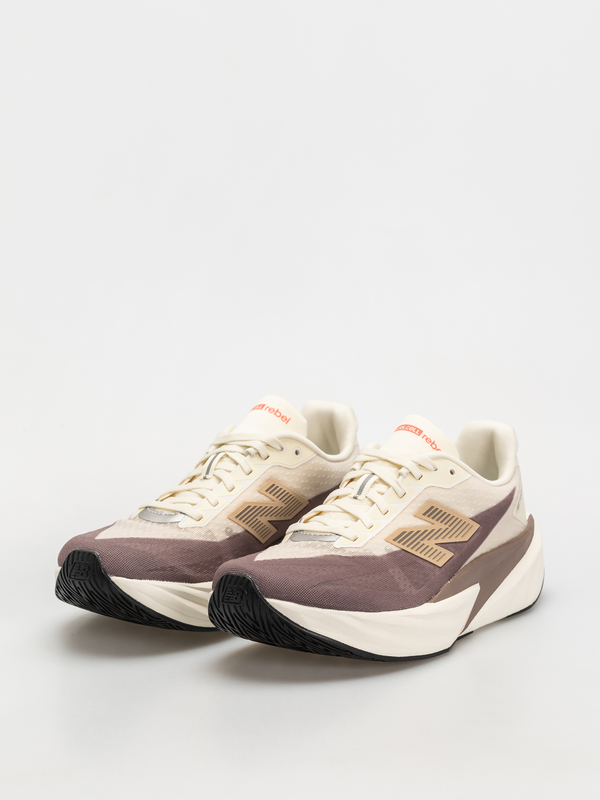 Boty New Balance Fuelcell Rebel V5 (angora)