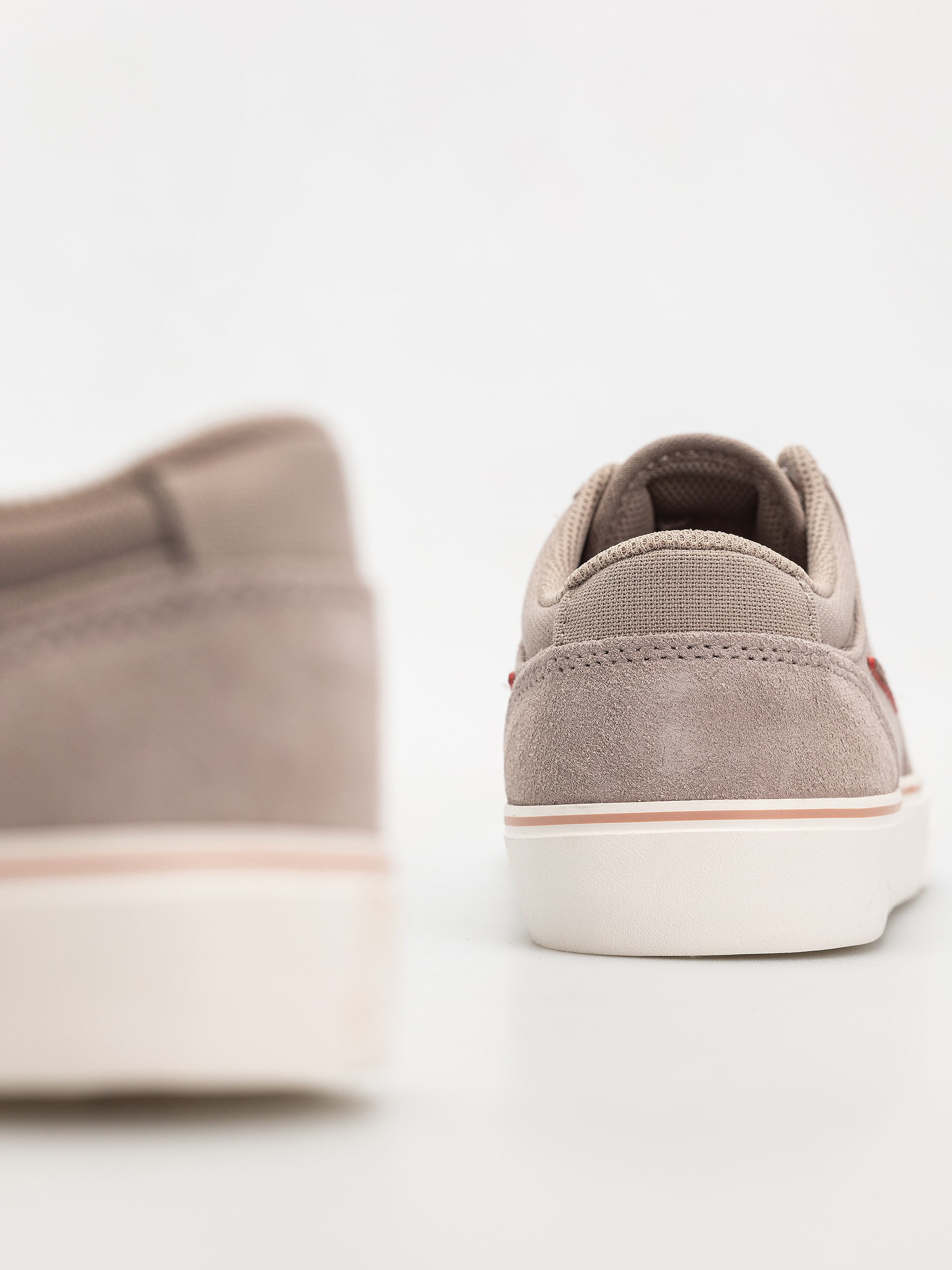 Boty Nike SB Chron 2 (malt/red sepia phantom particle pink)