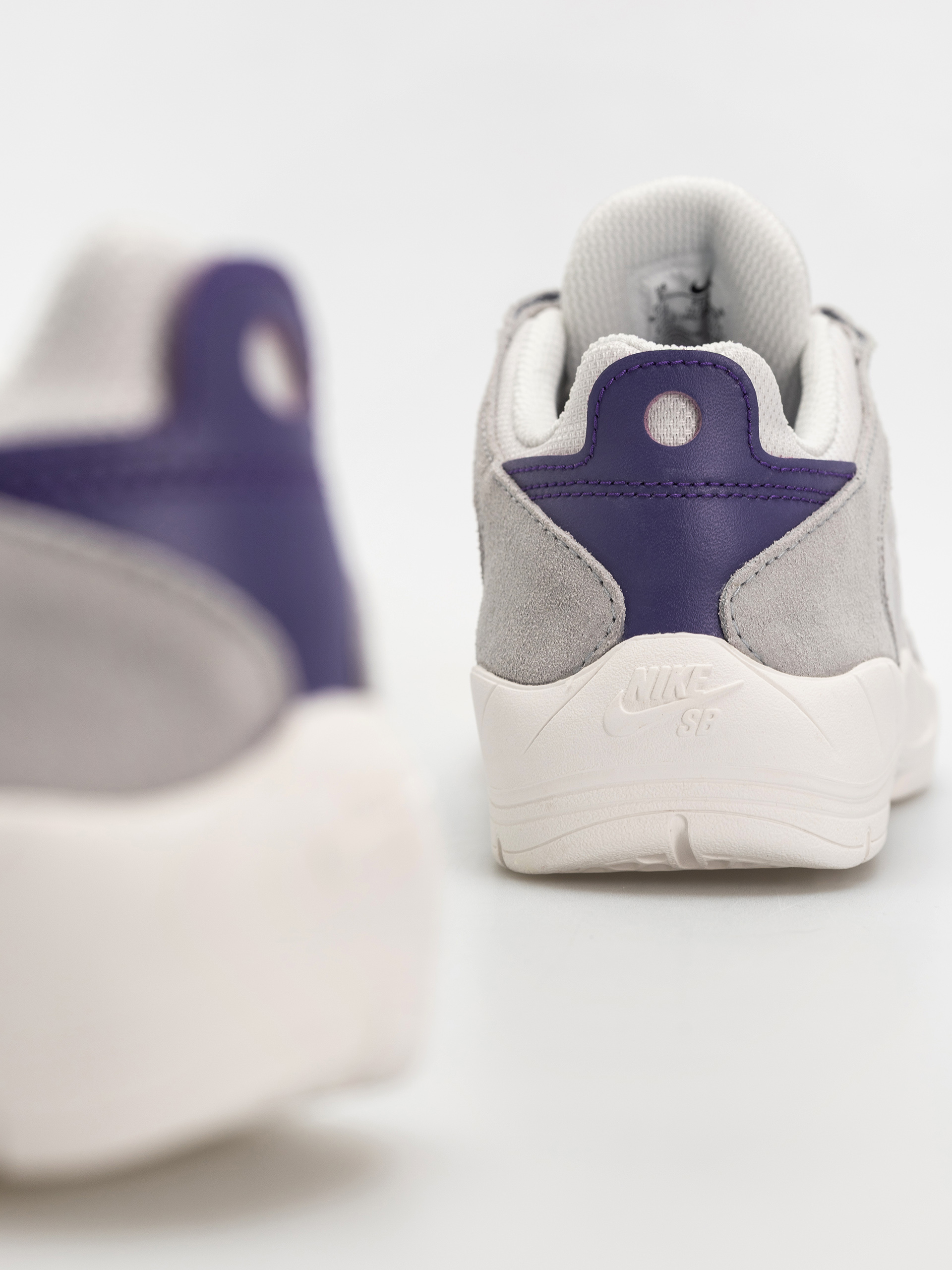 Boty Nike SB Vertebrae (platinum tint/court purple wolf grey)