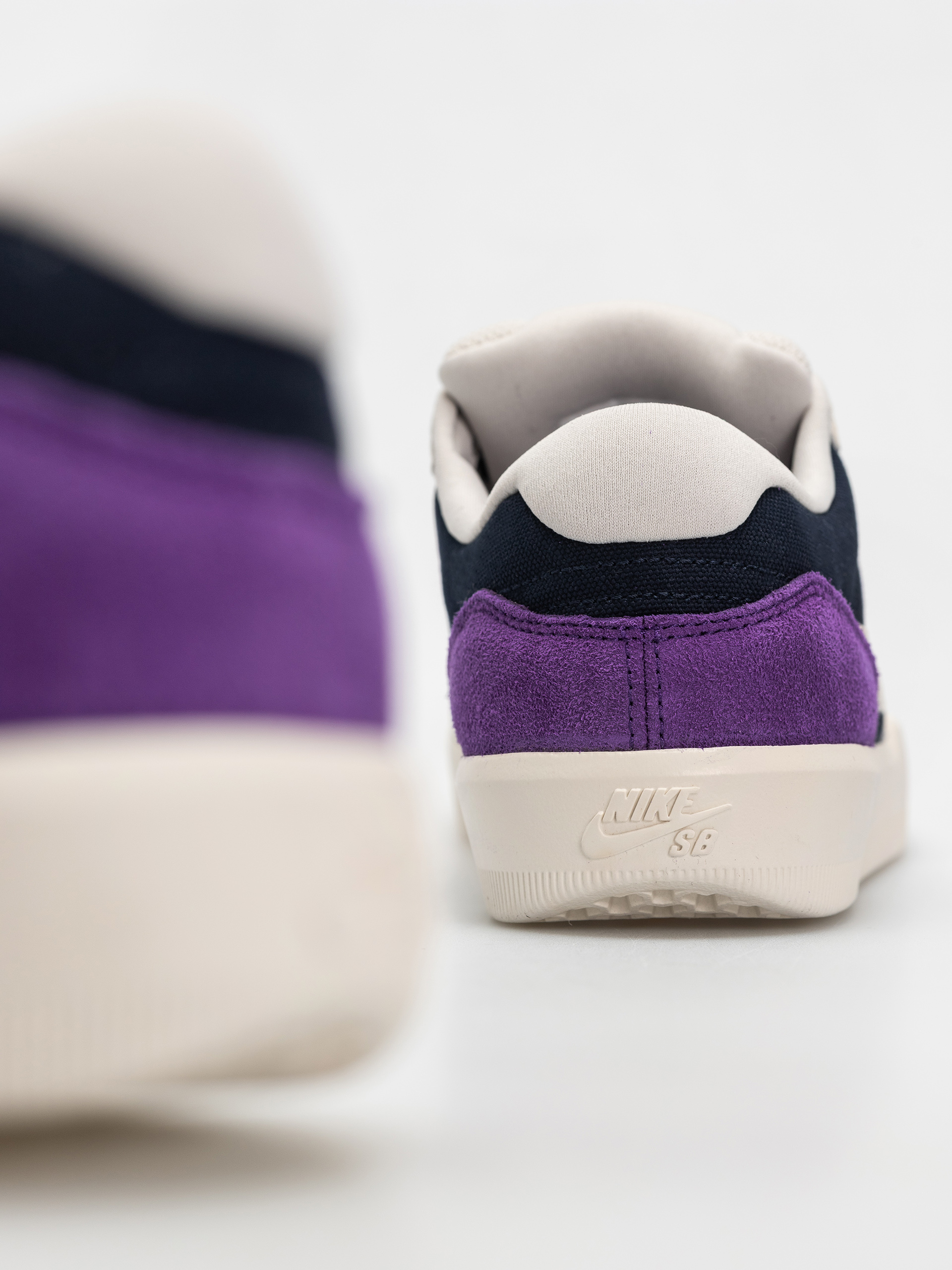 Boty Nike SB Force 58 (obsidian/lt orewood brn wild grape)