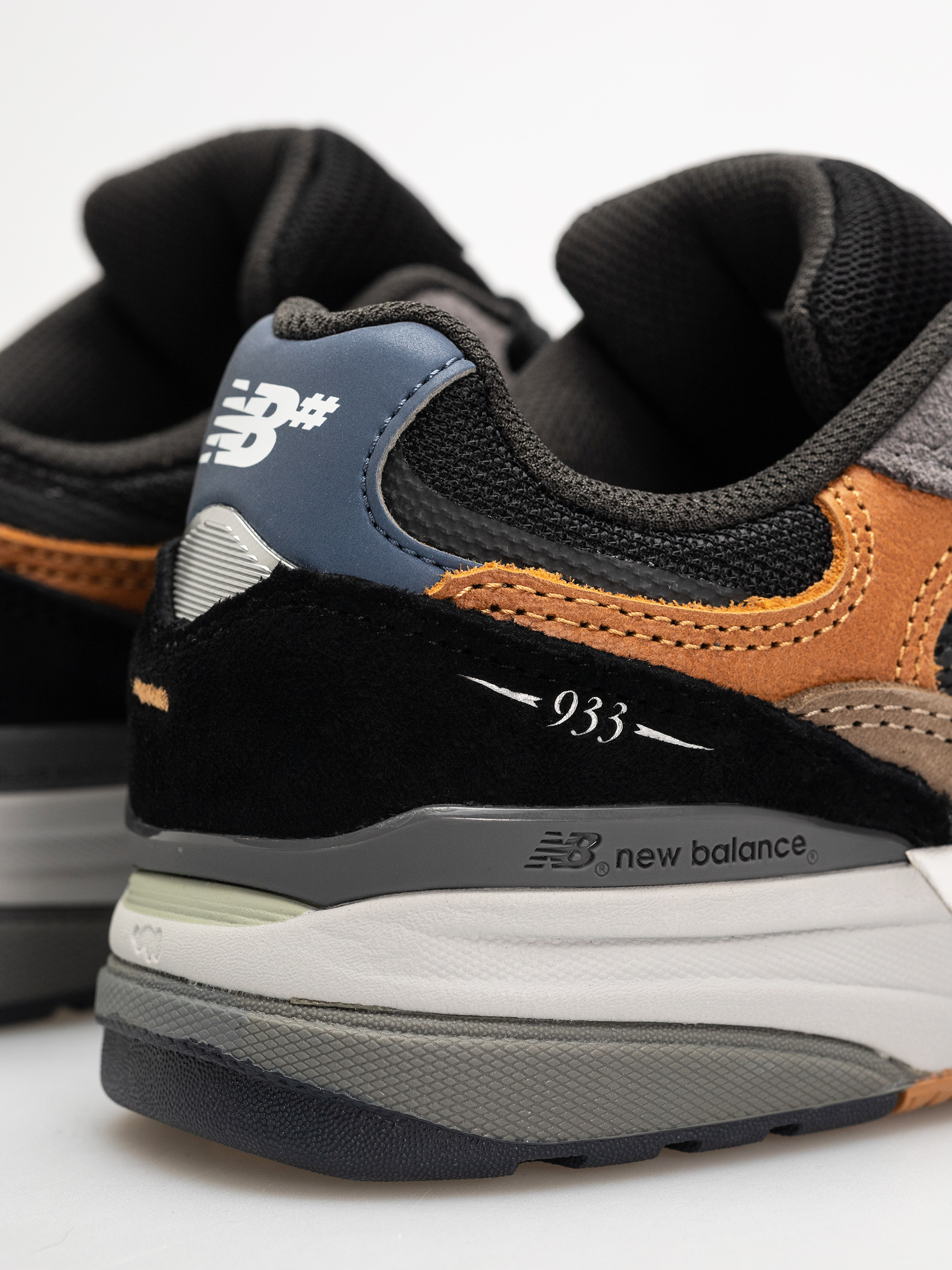 Boty New Balance 933 (grey brown chestnut)