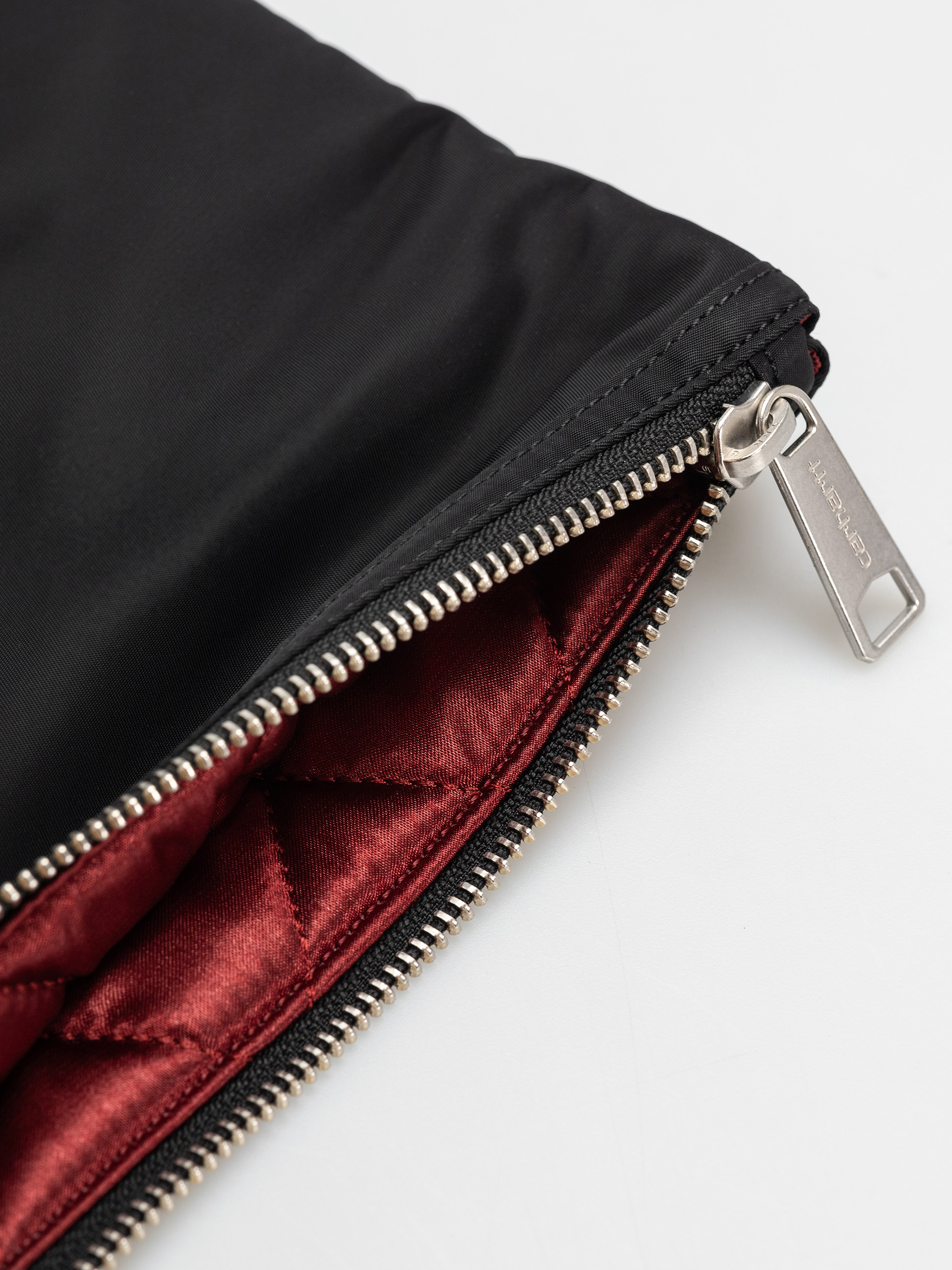 Peněženka Carhartt WIP Alumni Zip (black/scarlet)