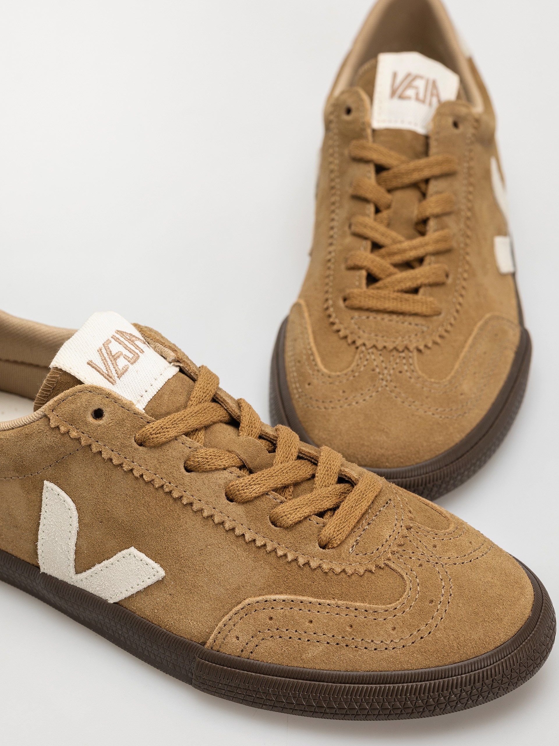 Boty Veja Volley Wmn (tent natural eagle)