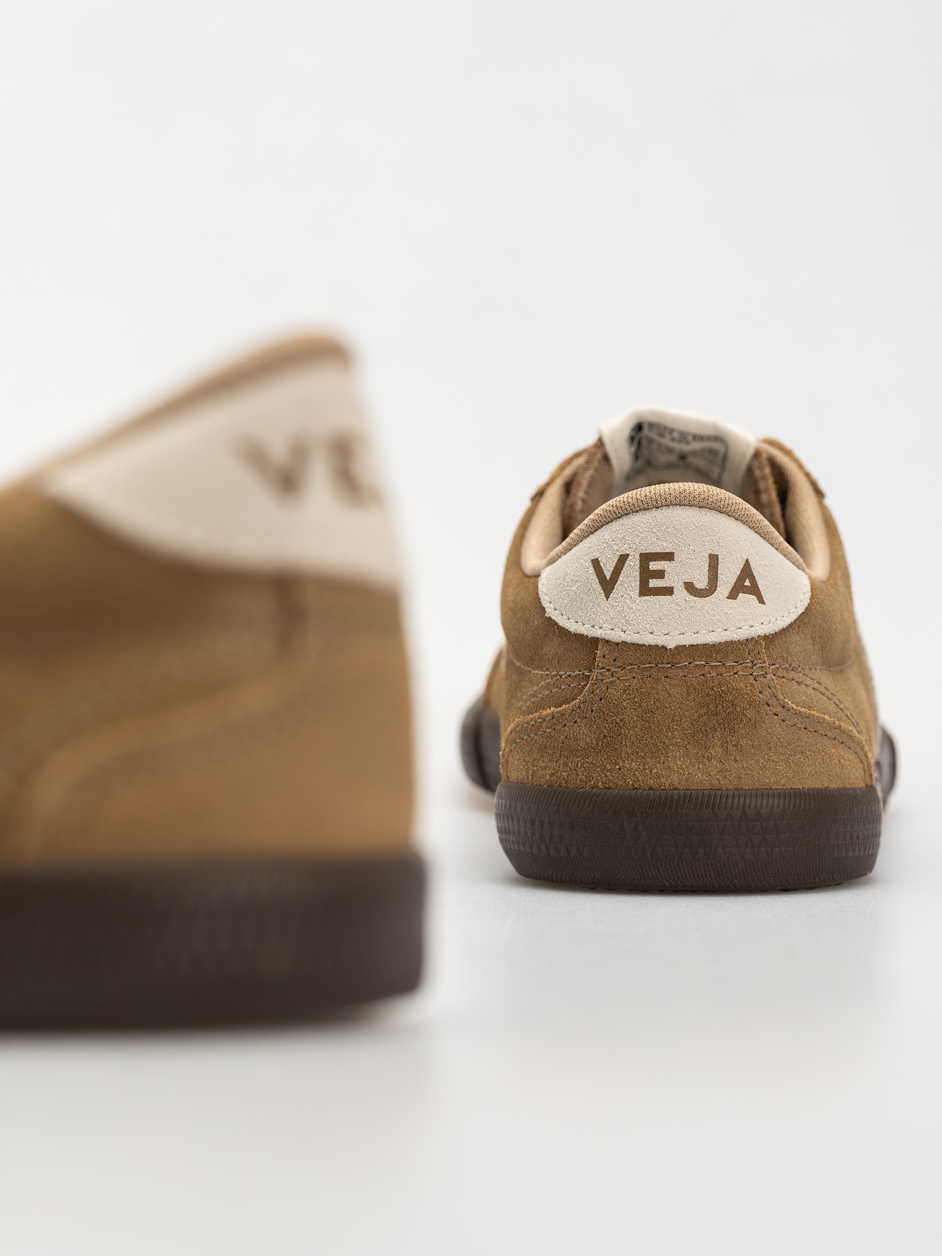 Boty Veja Volley Wmn (tent natural eagle)