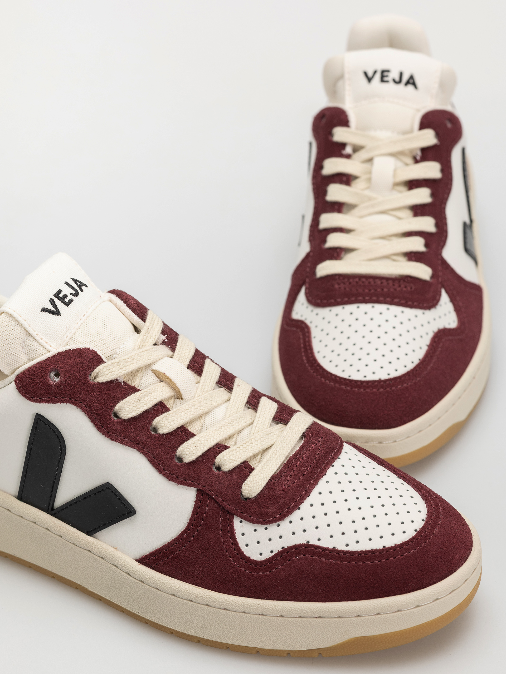 Boty Veja V-10 Wmn (white black amarante)