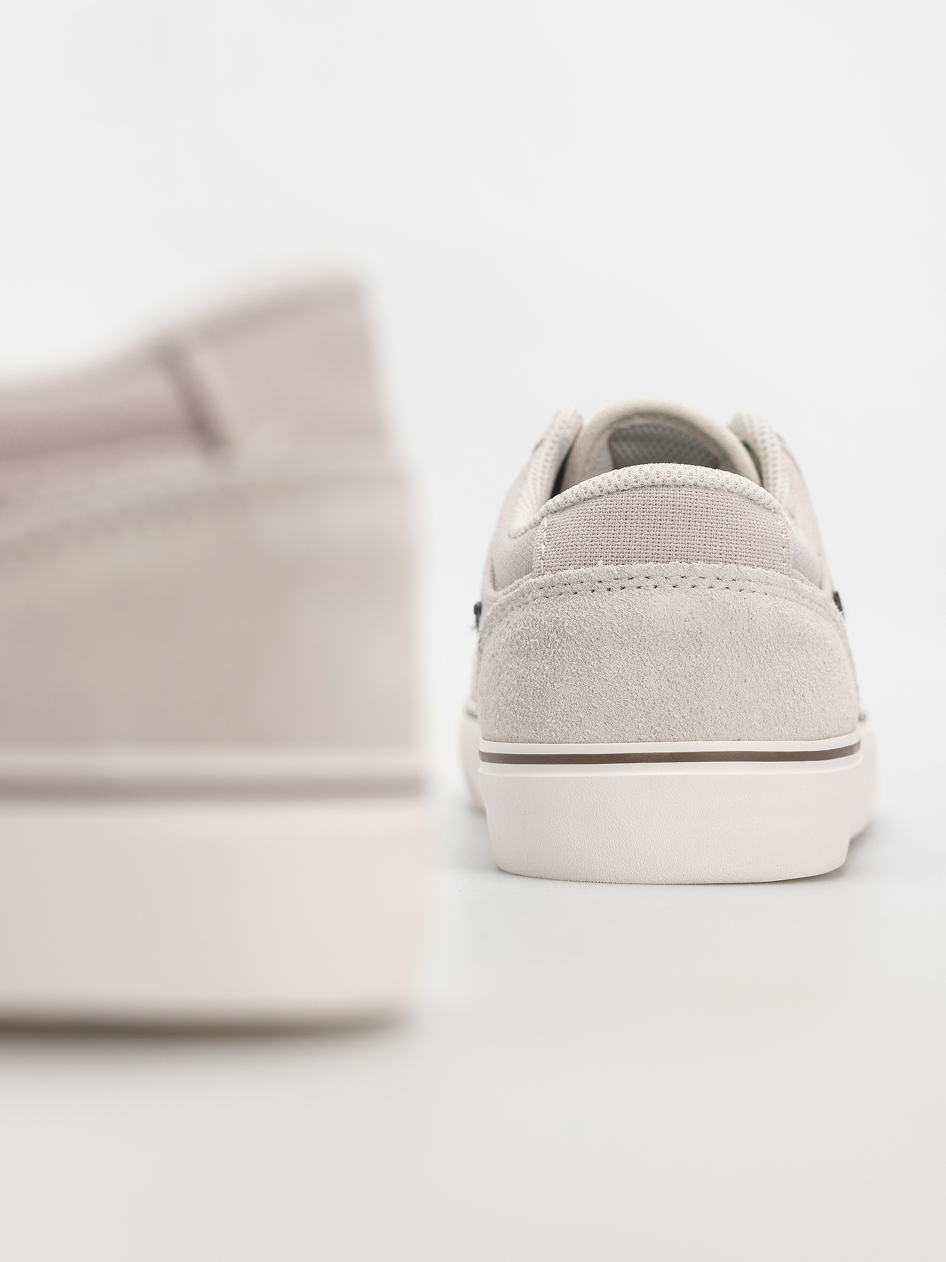 Boty Nike SB Chron 2 (lt orewood brn/fir phantom mink brown)