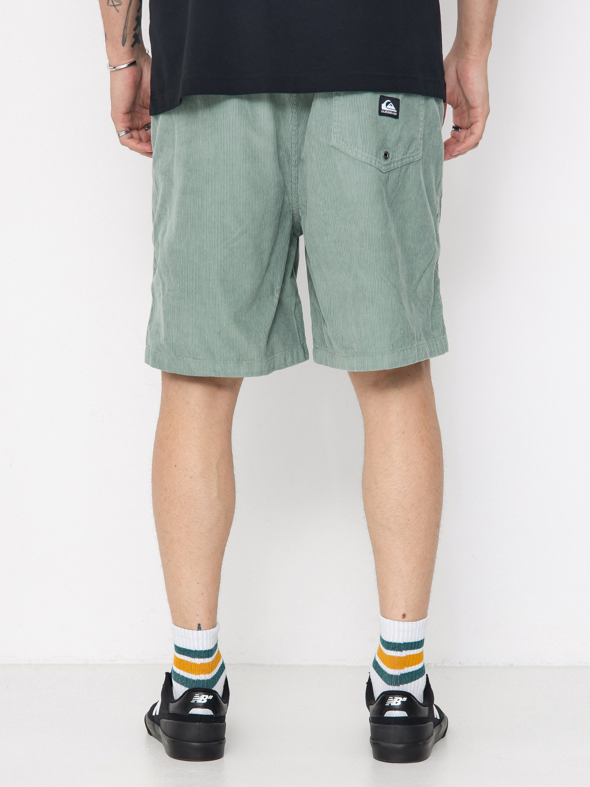 Kraťasy Quiksilver Taxer Cord (chinois green)