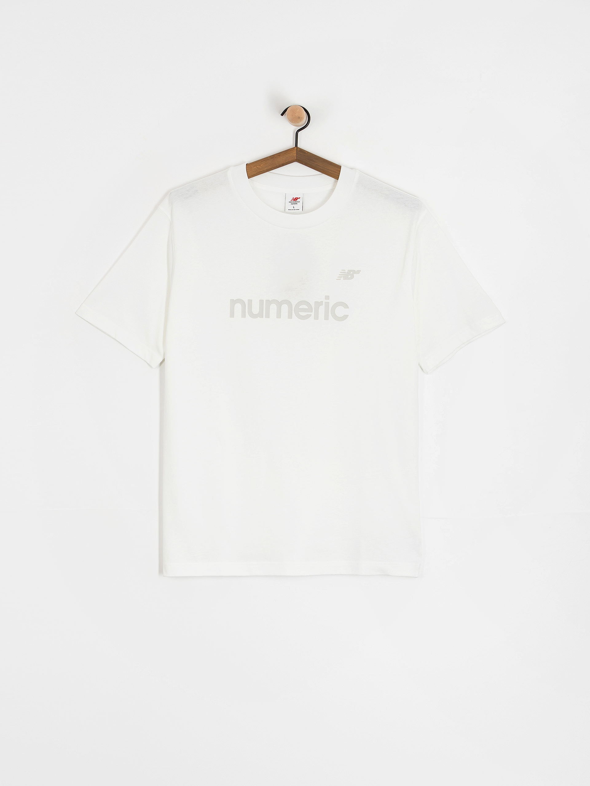 Triu010dko New Balance Numeric (white)