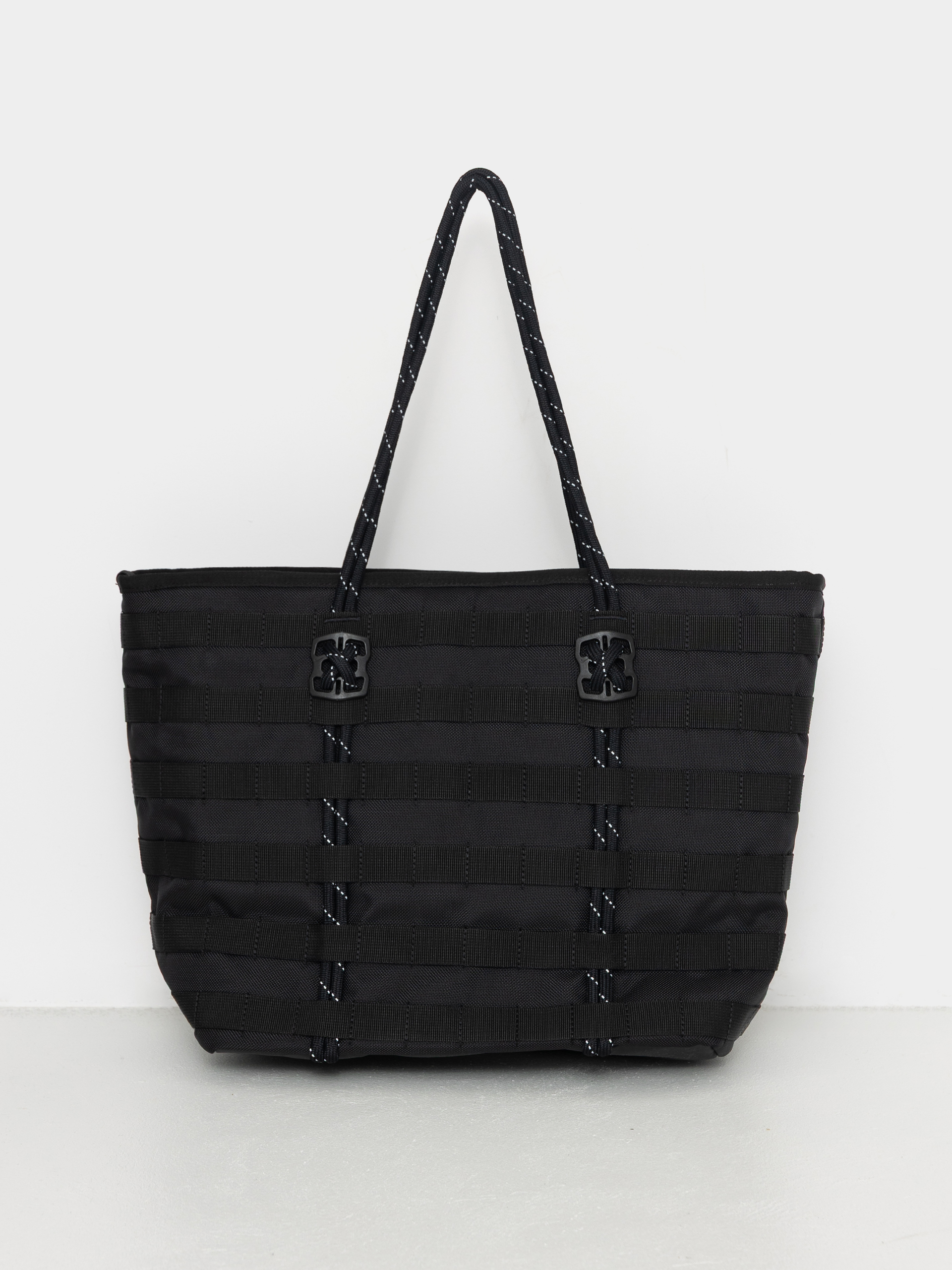 Taška Nike SB Sportswear (black/black/white)