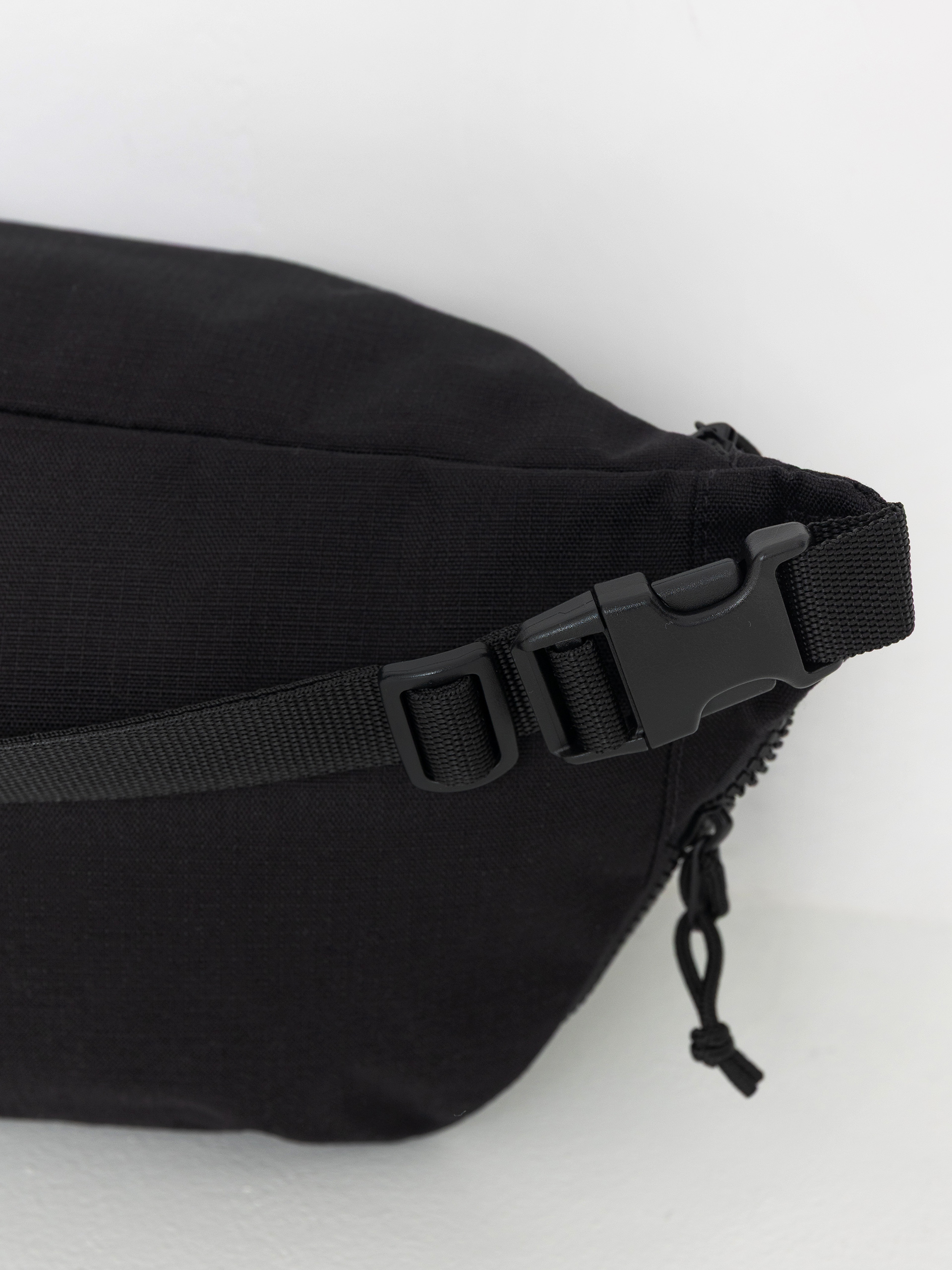 Ledvinka Vans Detached Sling Bag (black)