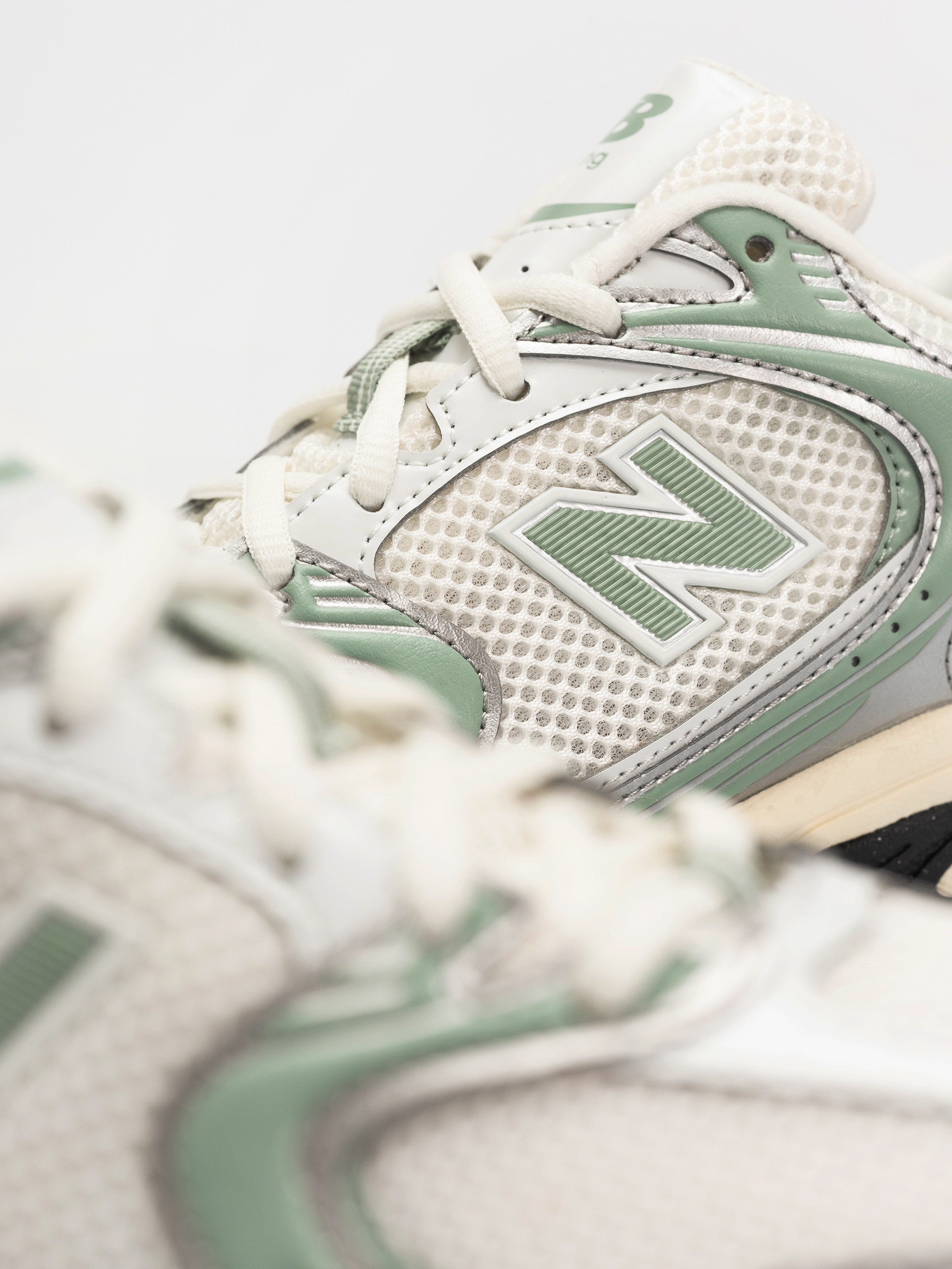 Boty New Balance 530 (silver metallic)