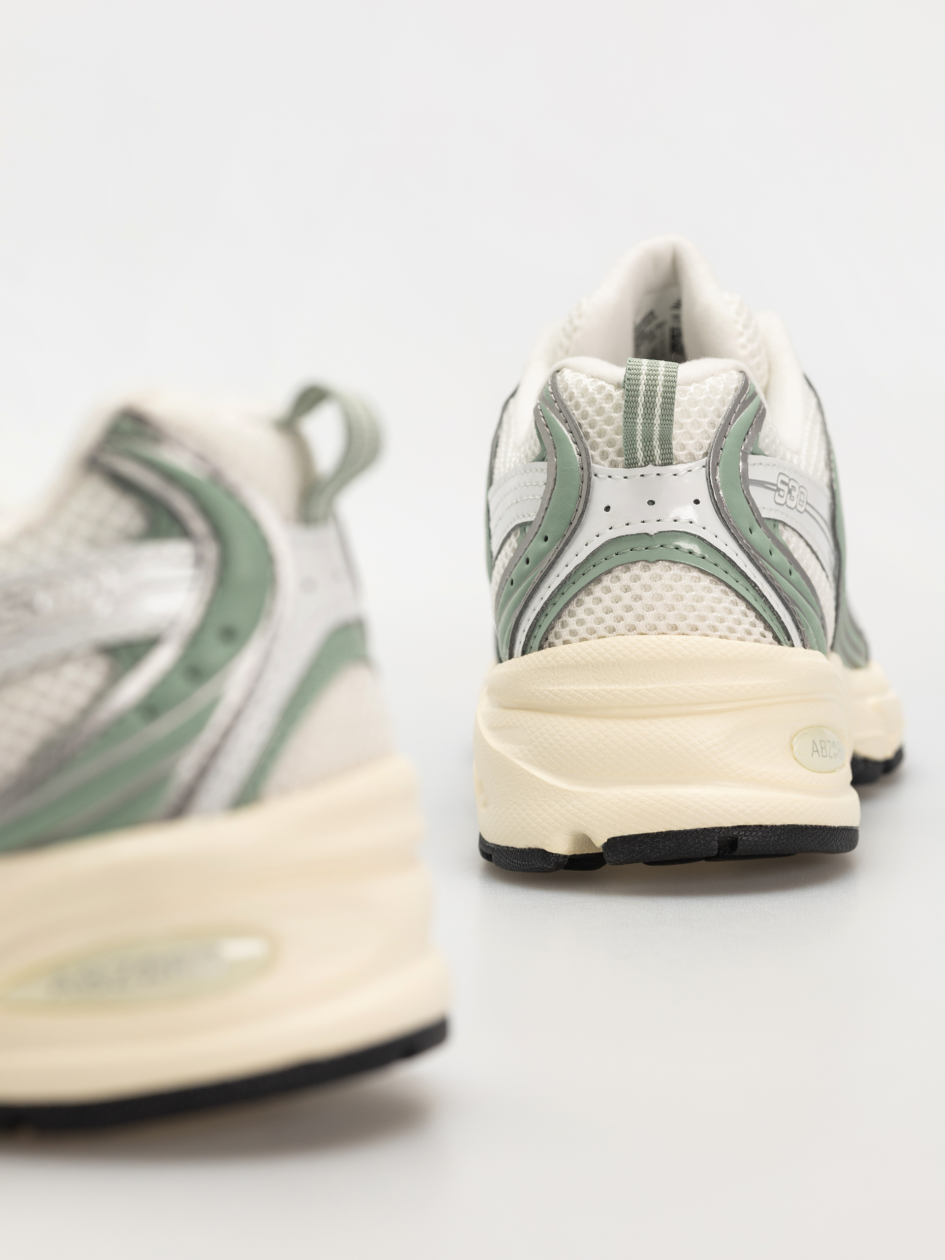 Boty New Balance 530 (silver metallic)