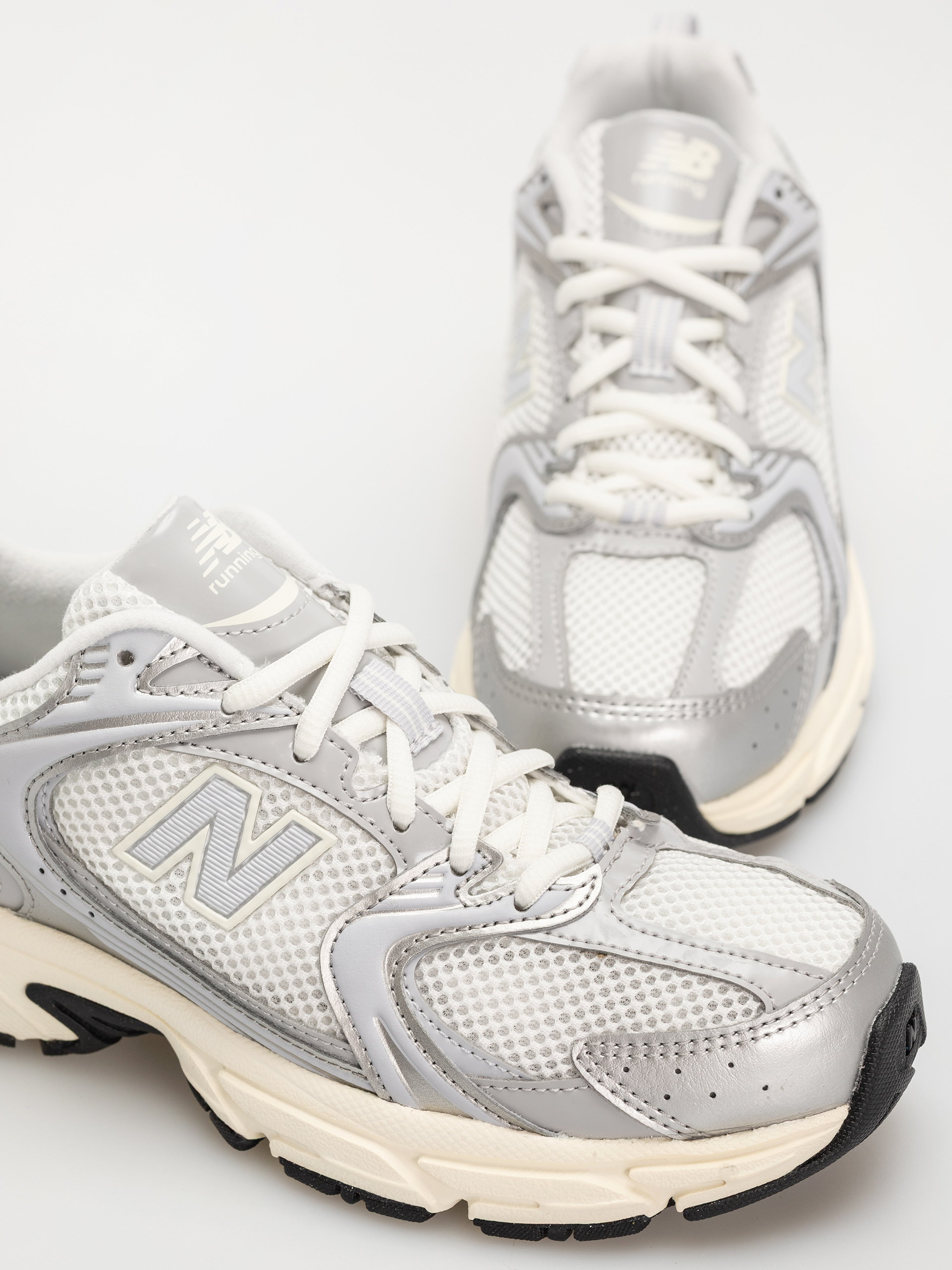 Boty New Balance 530 (silver metallic)