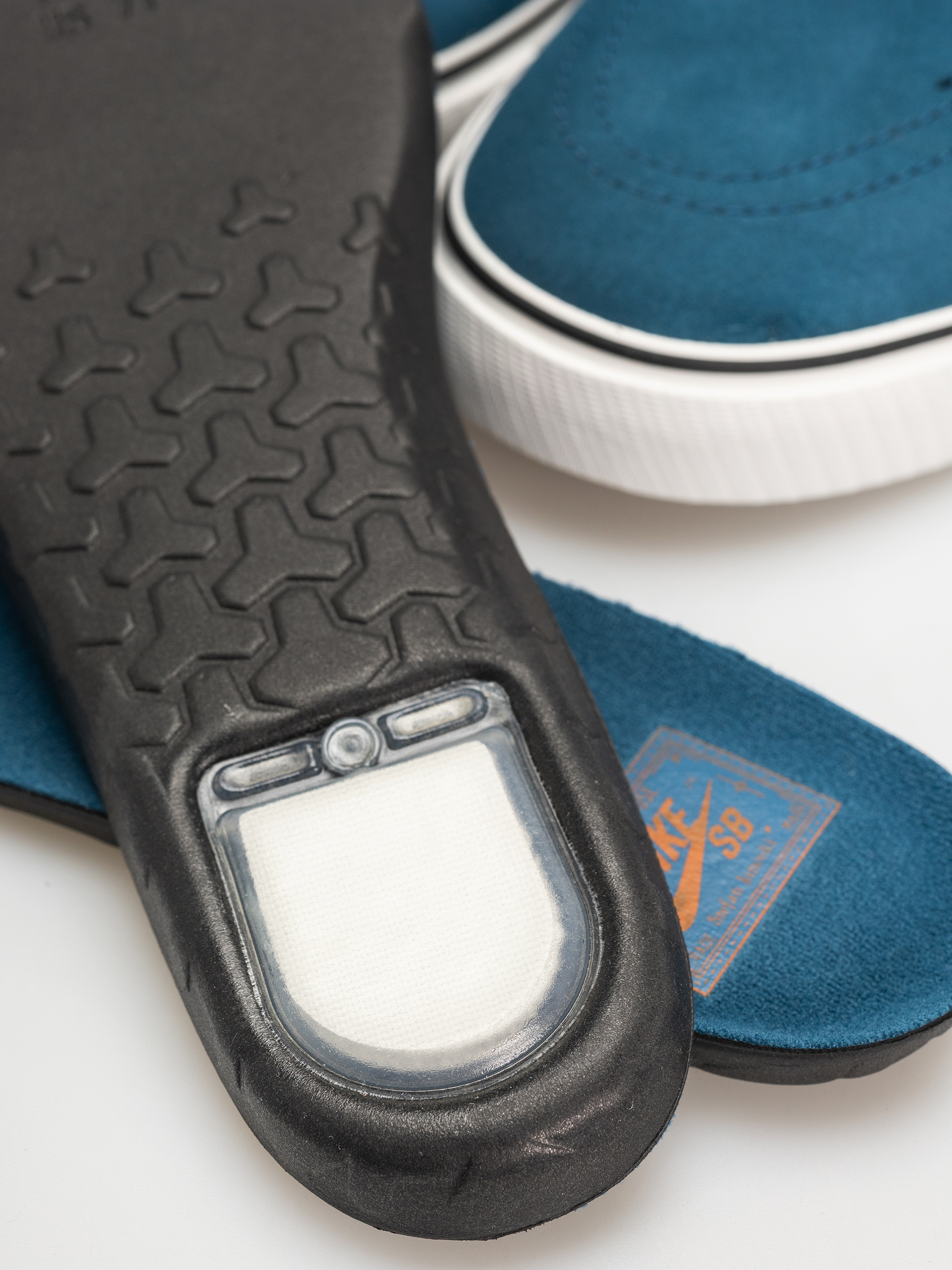 Boty Nike SB Zoom Janoski Og+ (blue force/campfire orange blue force)