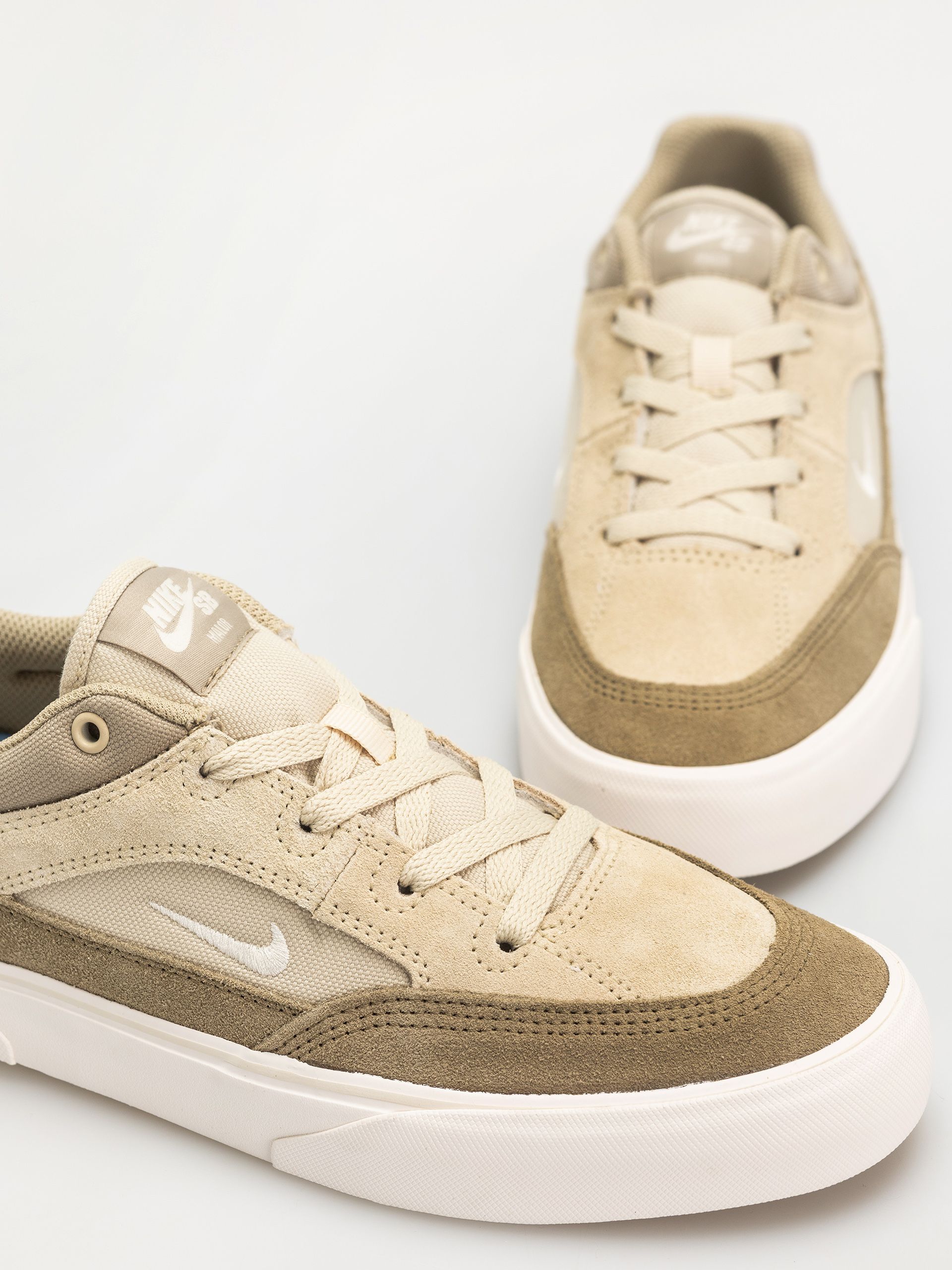 Boty Nike SB Malor (lt khaki/pale ivory neutral olive)