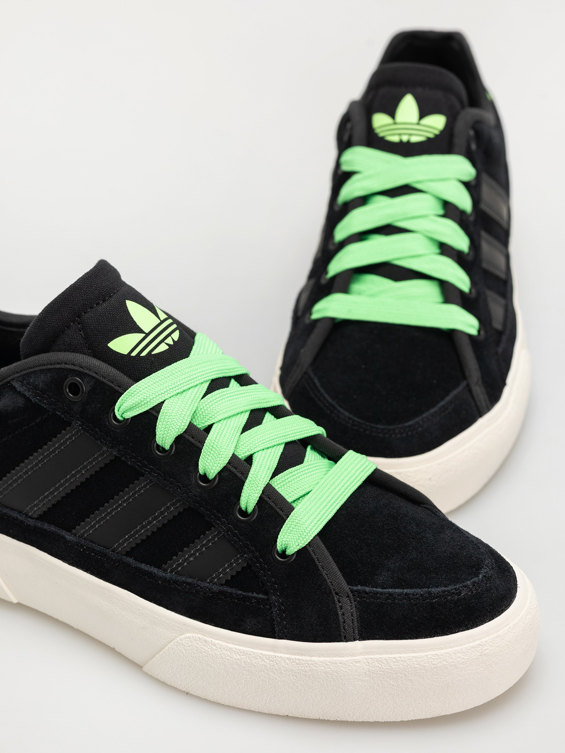 Boty adidas Court Tns Premiere (cblack/carbon/limbur)