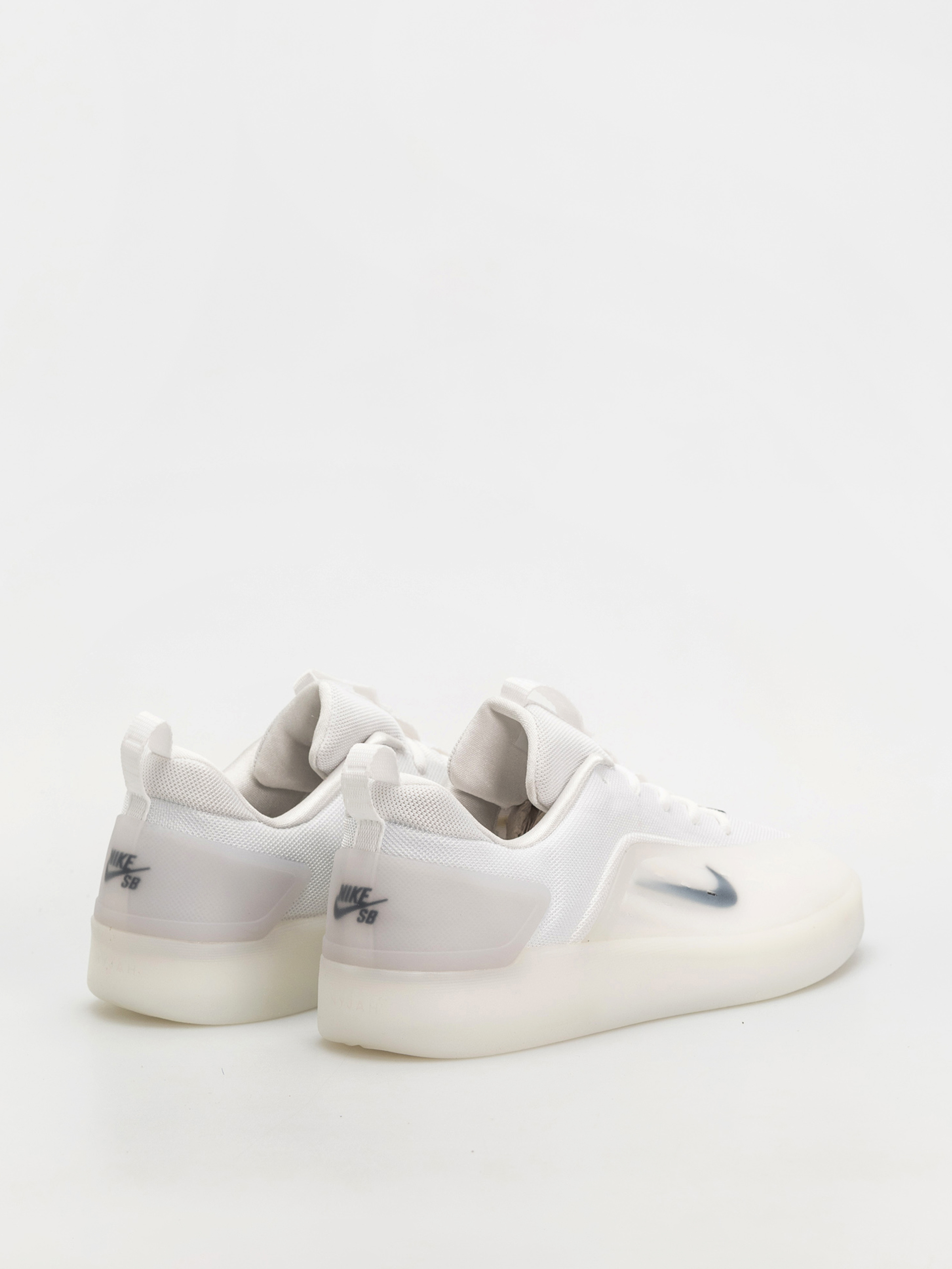Boty Nike SB Zoom Nyjah 4 (white/black white black)