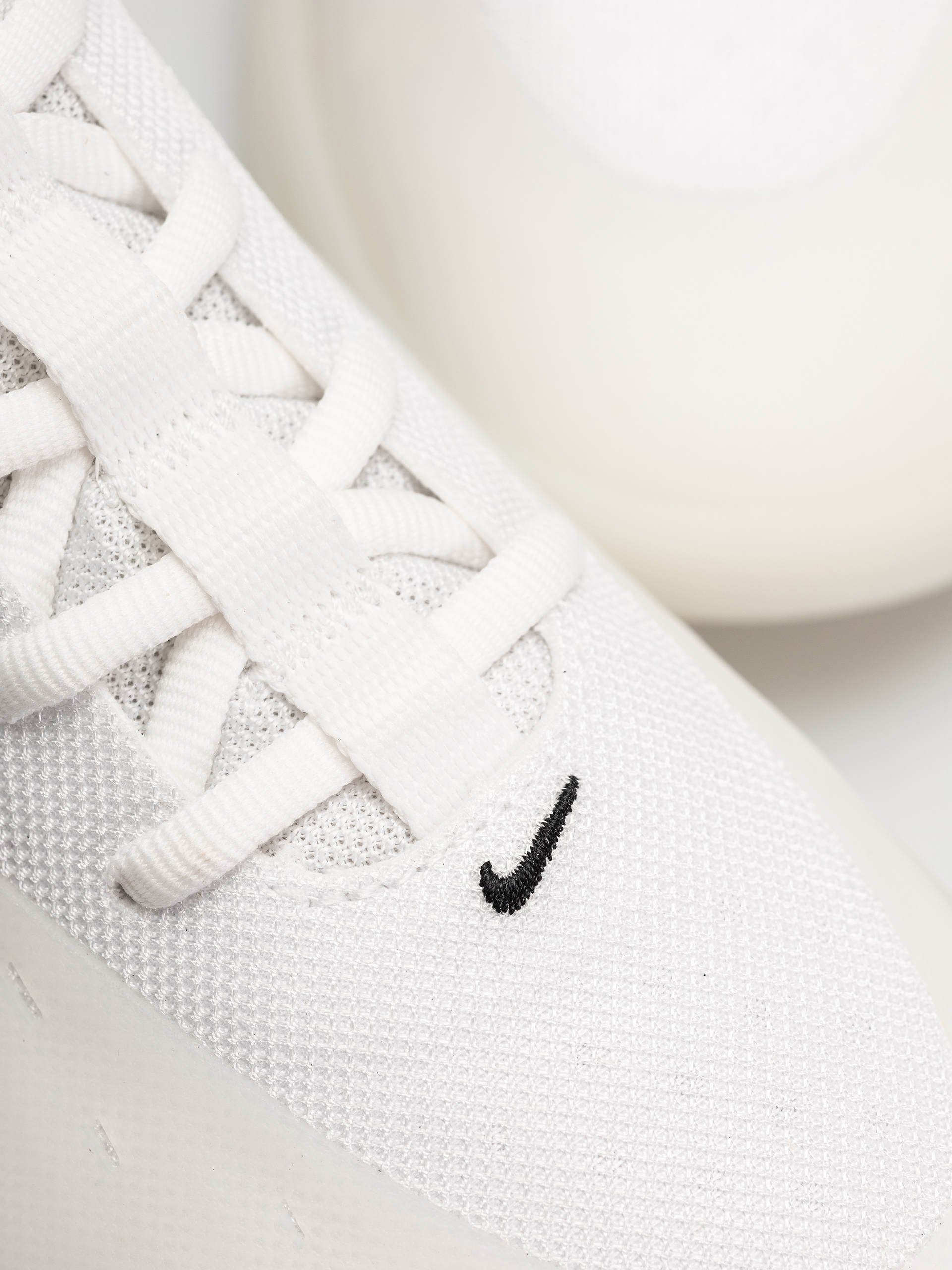 Boty Nike SB Zoom Nyjah 4 (white/black white black)