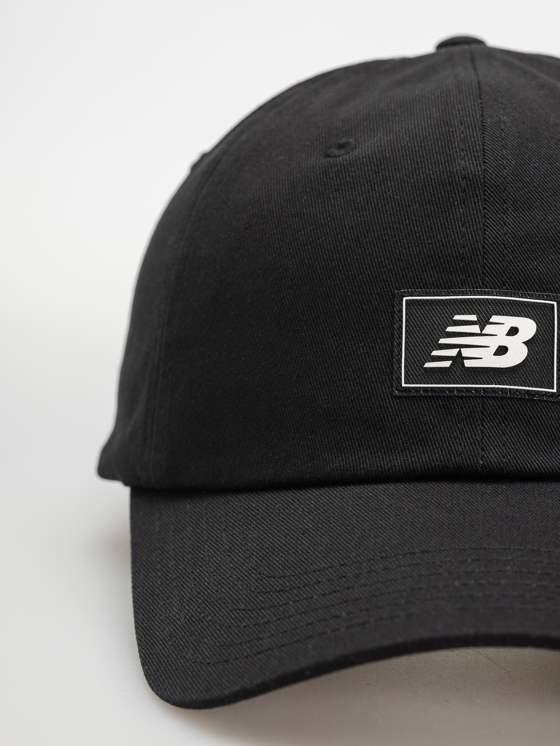 Kšiltovka New Balance 6 Panel Flying (black)