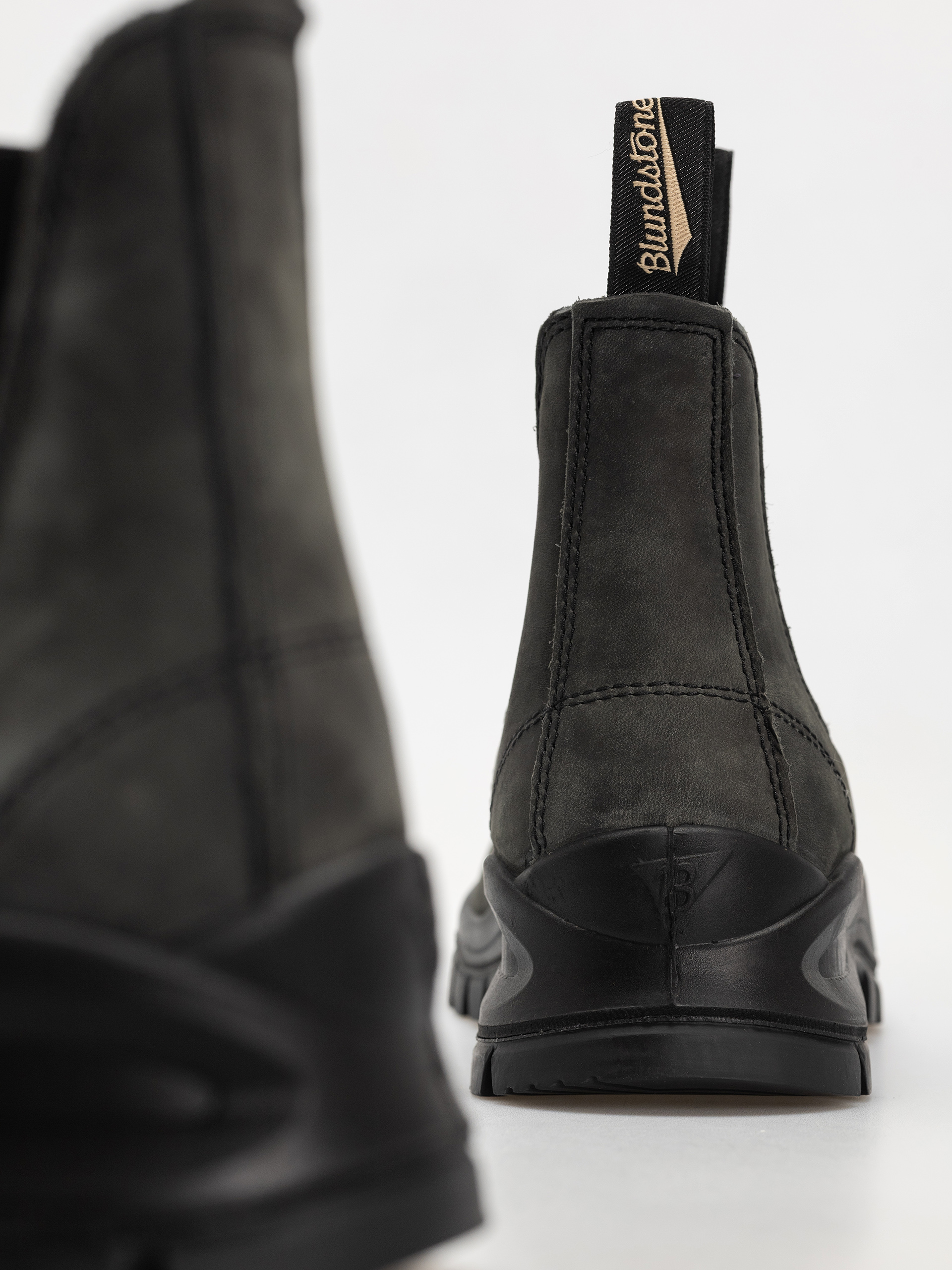 Boty Blundstone 2238 (rustic black)