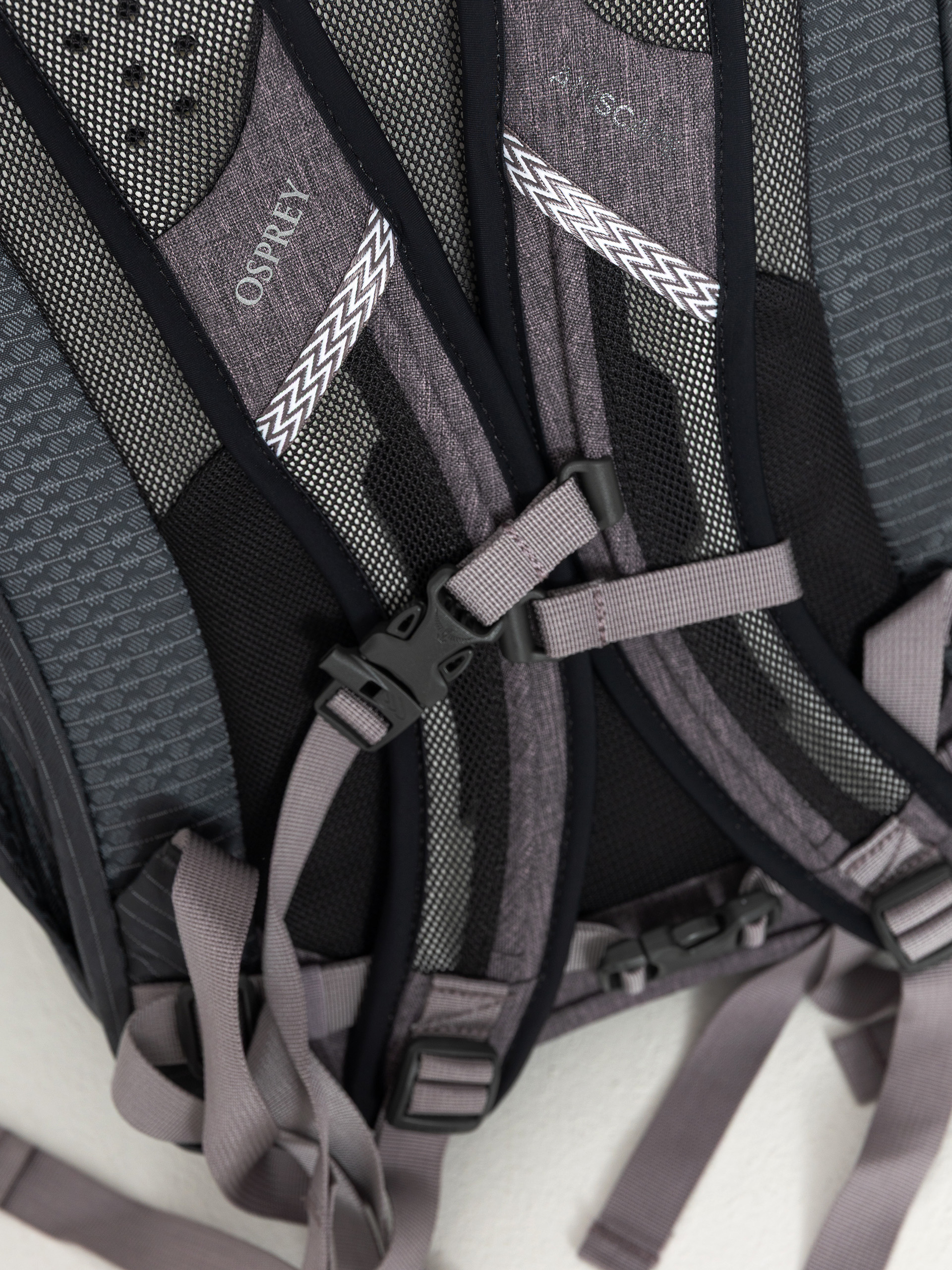 Batoh Osprey Nebula (tungsten/soundwave grey heather)