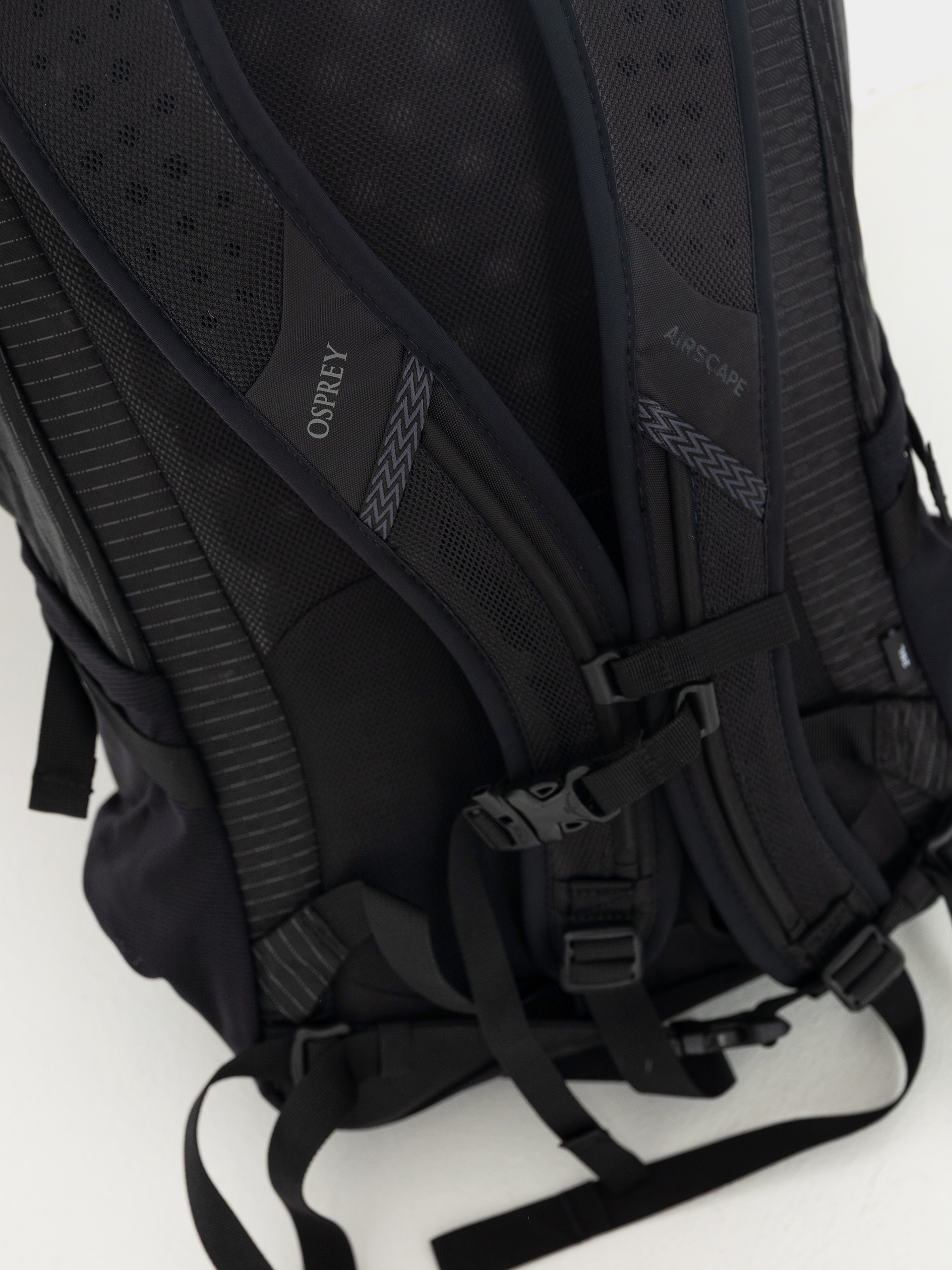 Batoh Osprey Quasar (black)