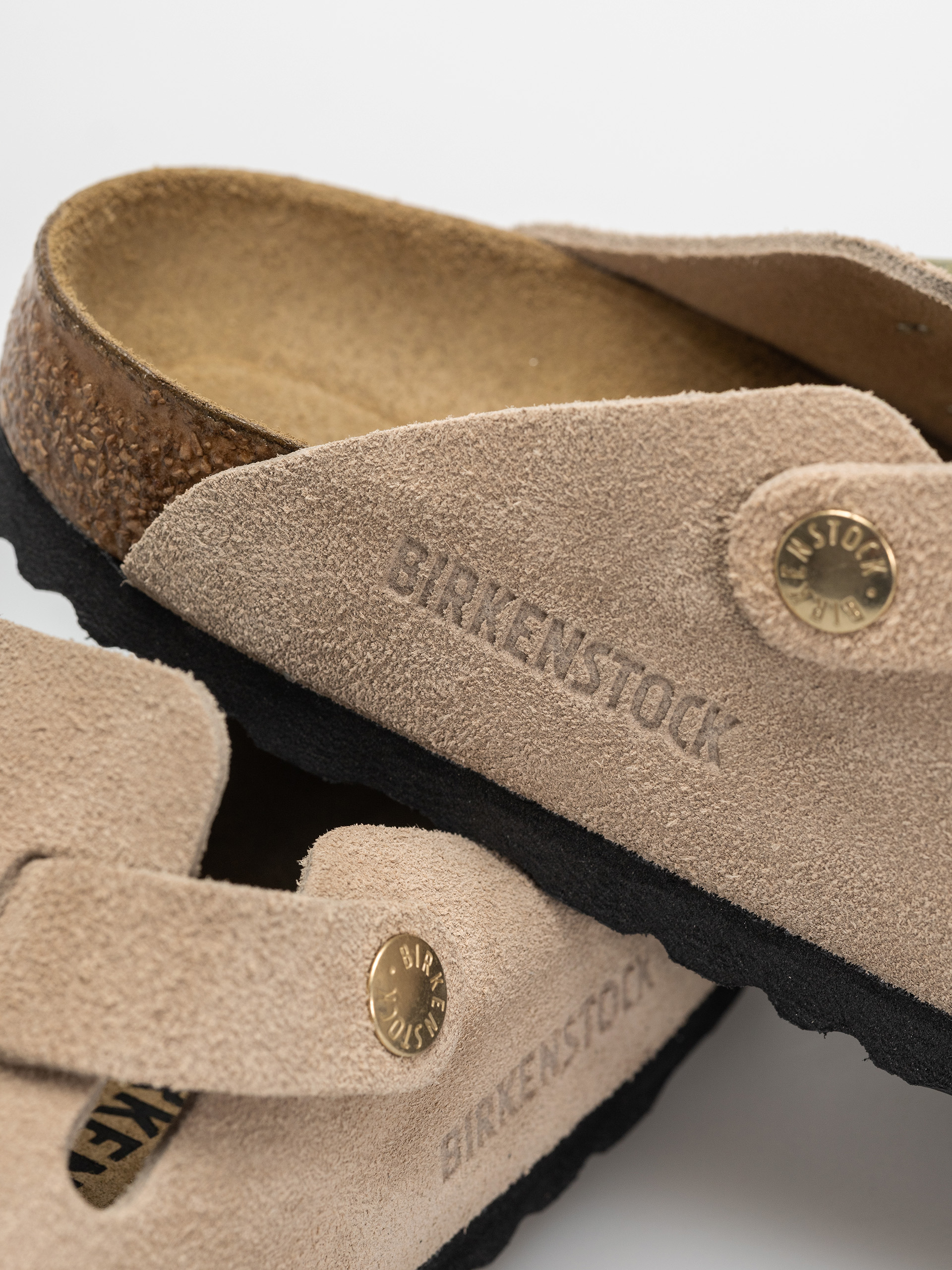 Plážovky Birkenstock Boston Suede Leather Narrow Wmn (sandcastle)