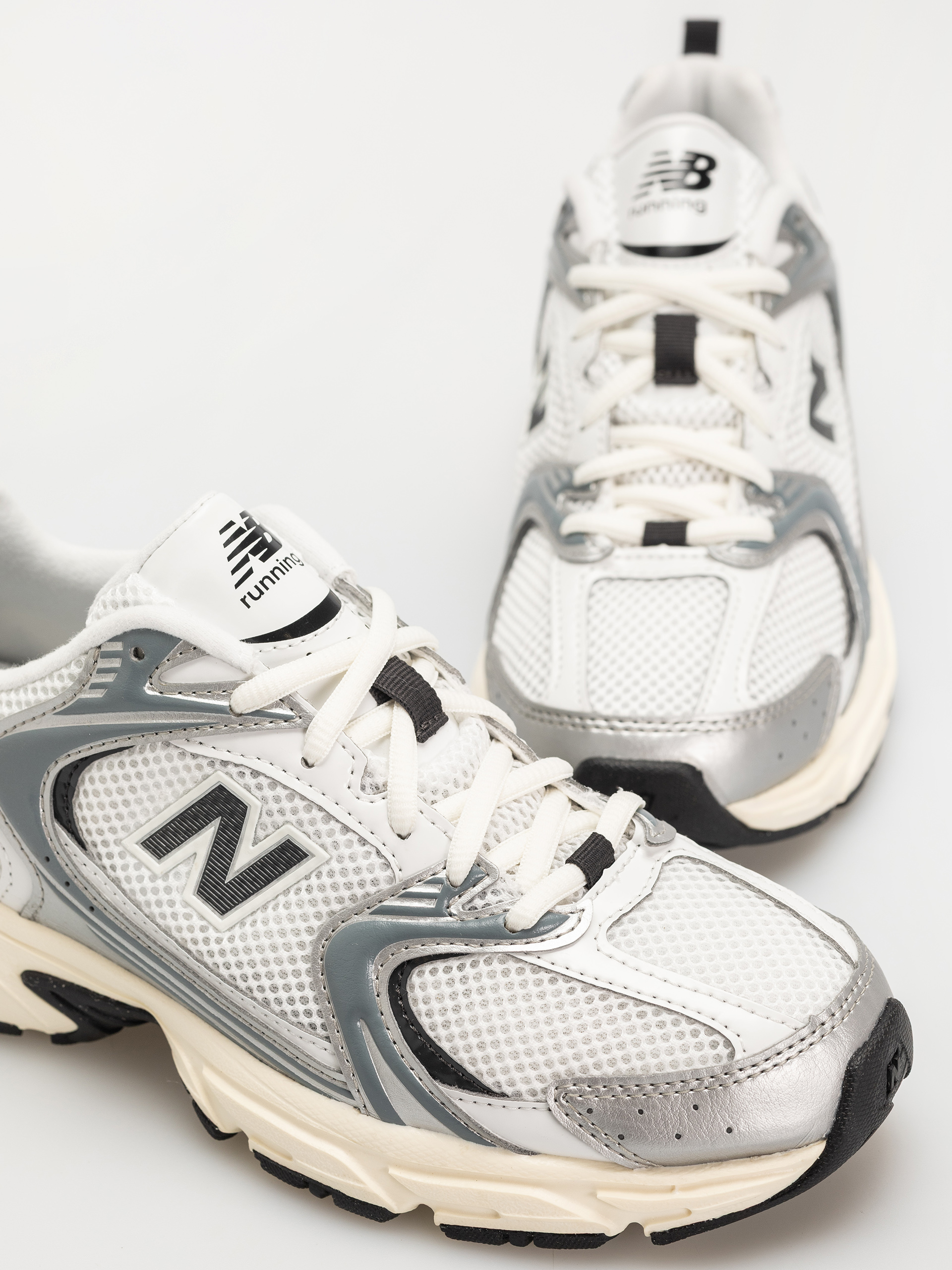 Boty New Balance 530 (silver metallic)