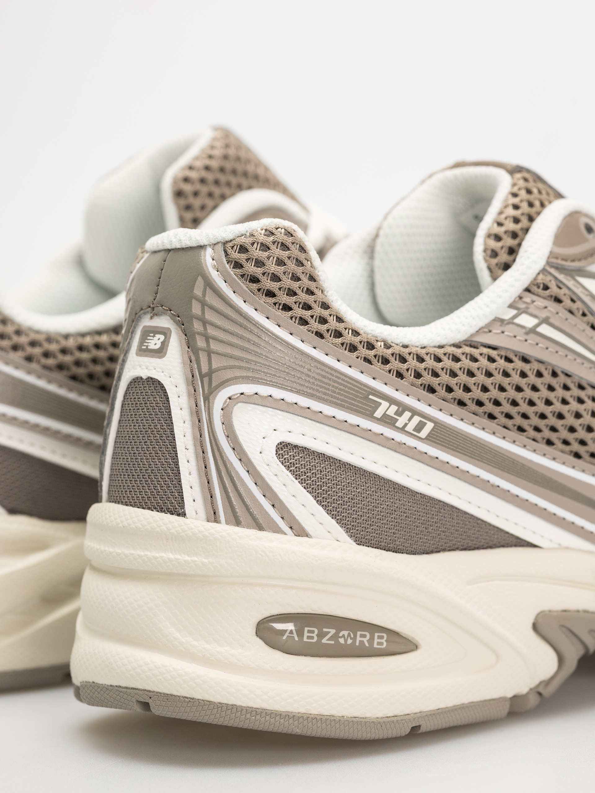 Boty New Balance 740 (dark olivine)